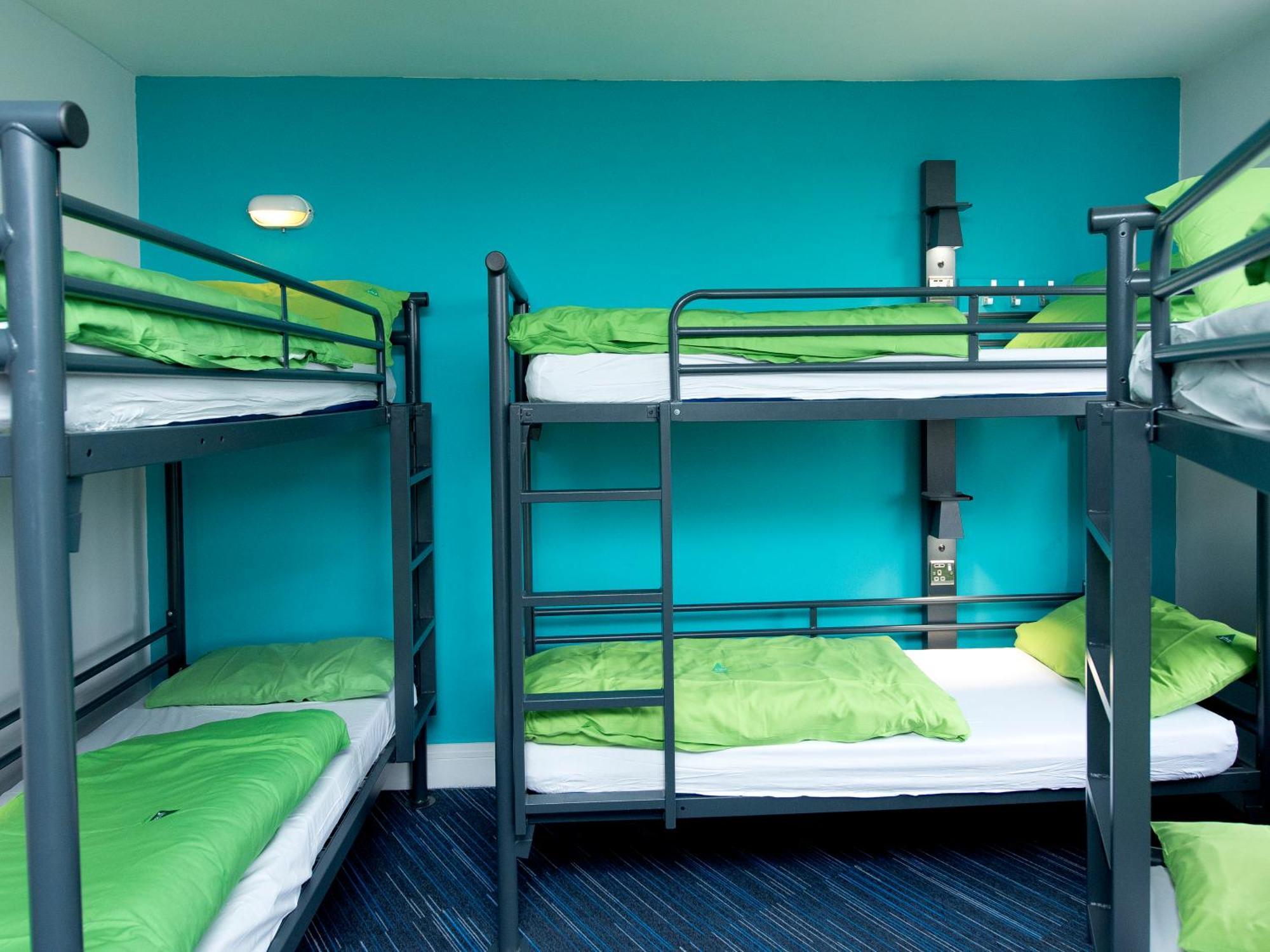 Hostel Yha Thameside London