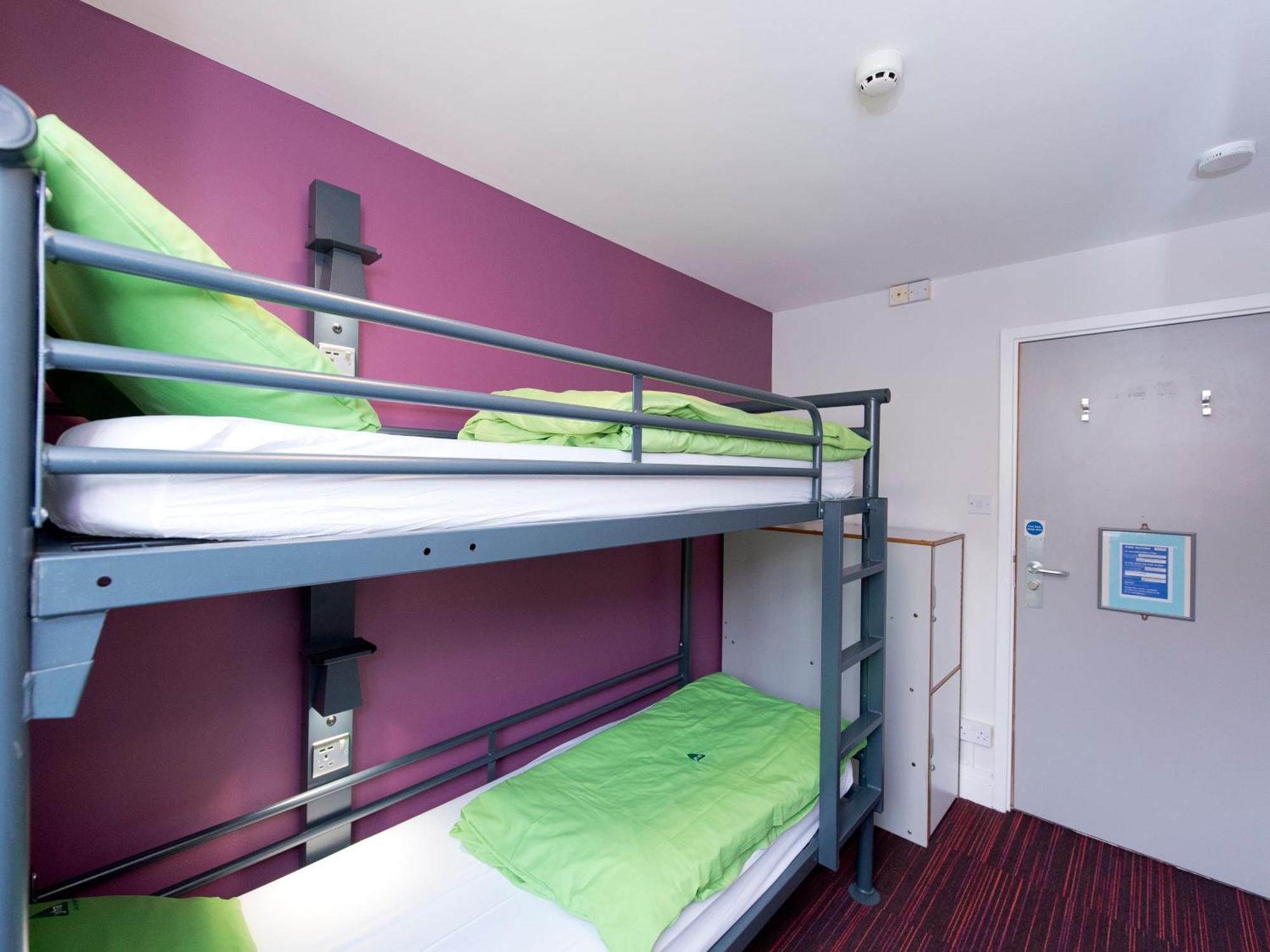 Yha Thameside