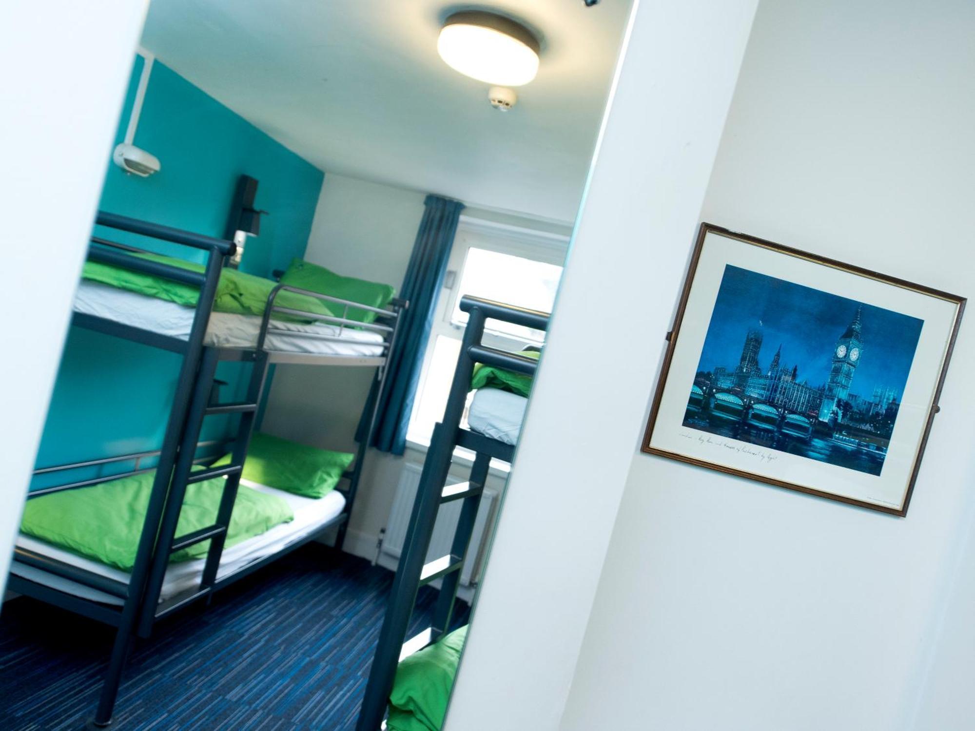 Hostel Yha Thameside London