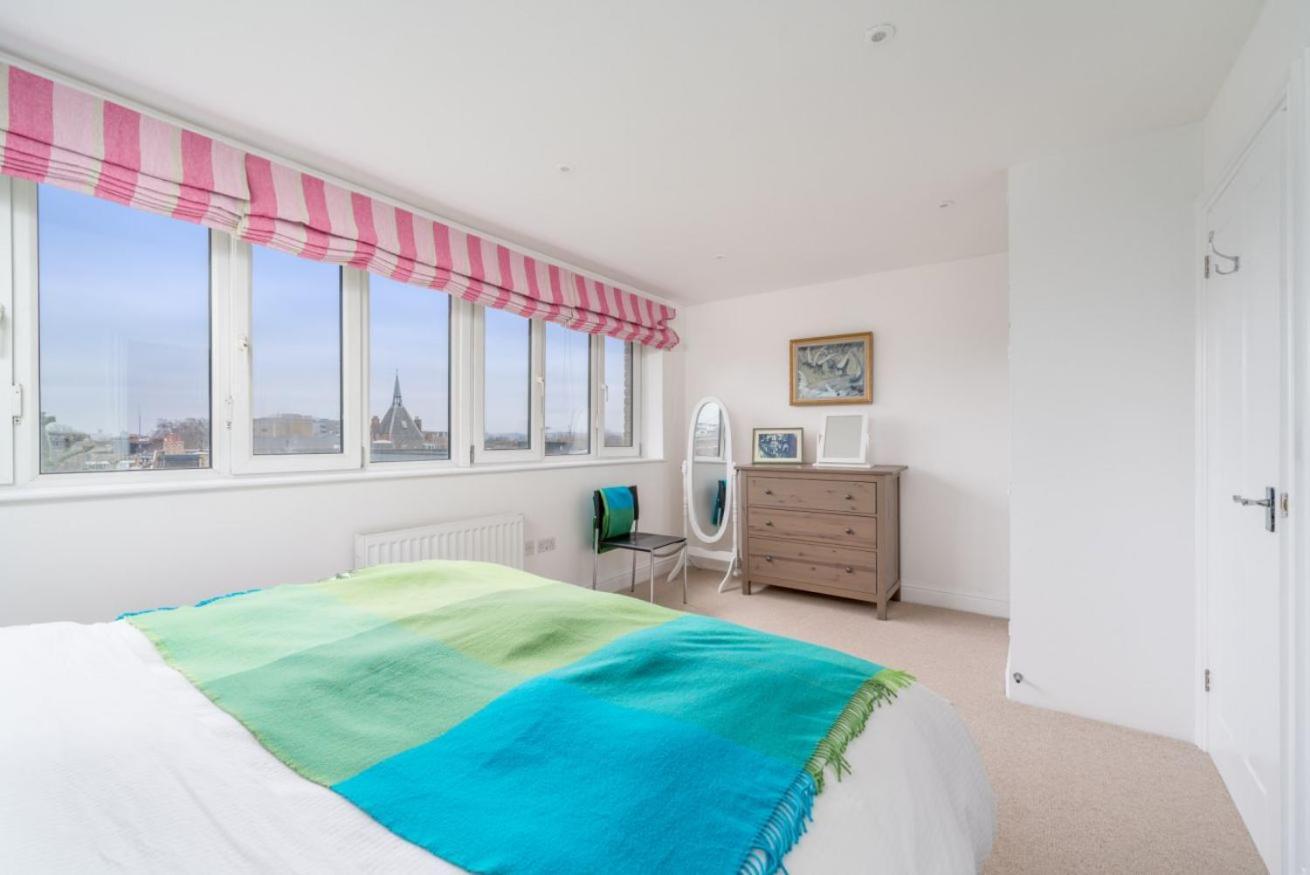 Stylish Flat Between Bridge & Tower Bridge Londres