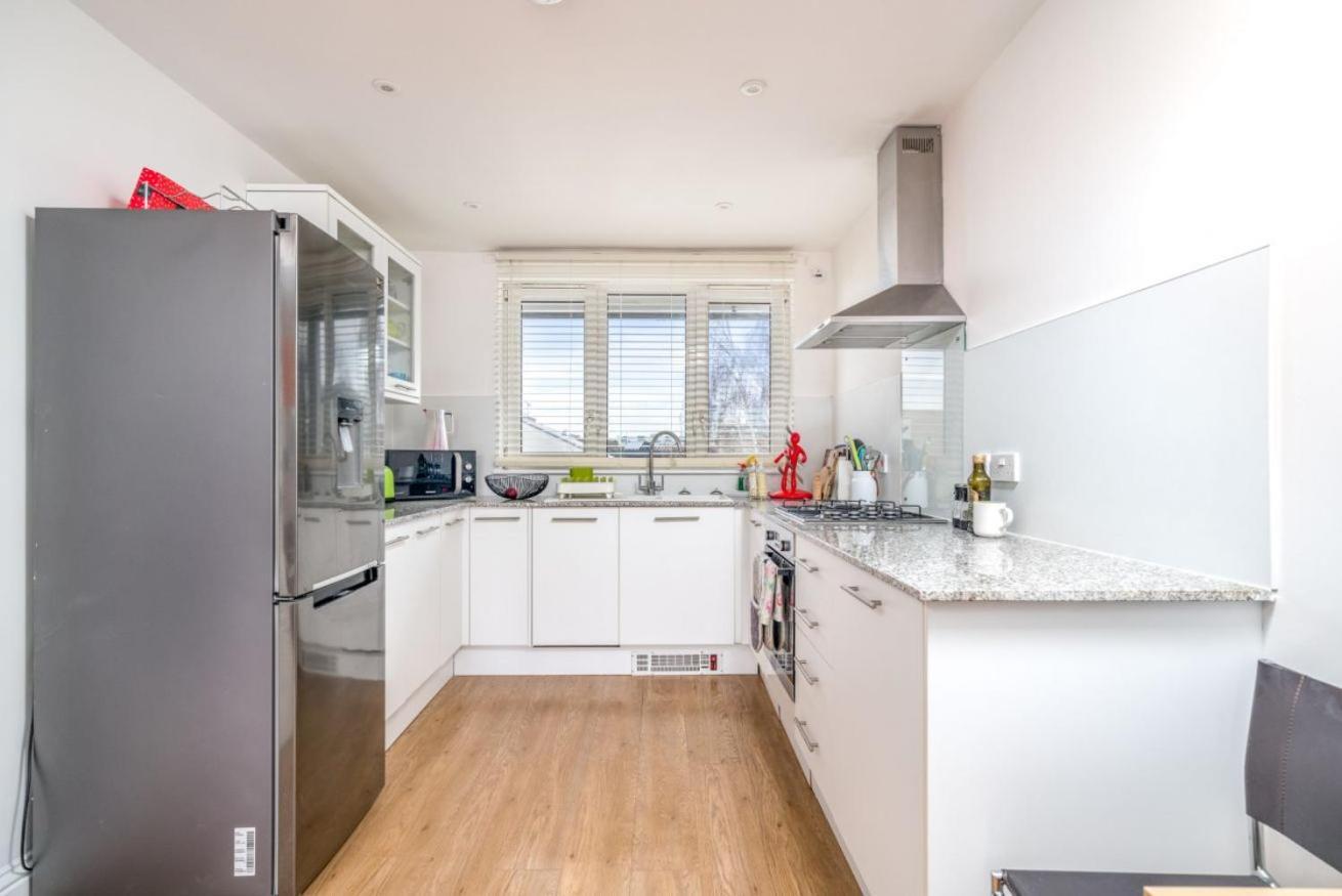 Stylish Flat Between Bridge & Tower Bridge Apartamento Londres