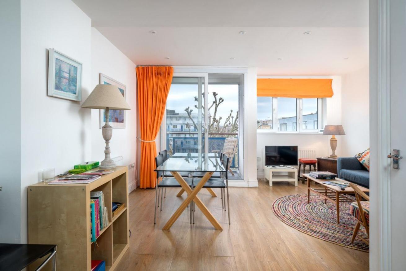 Stylish Flat Between Bridge & Tower Bridge * Londres