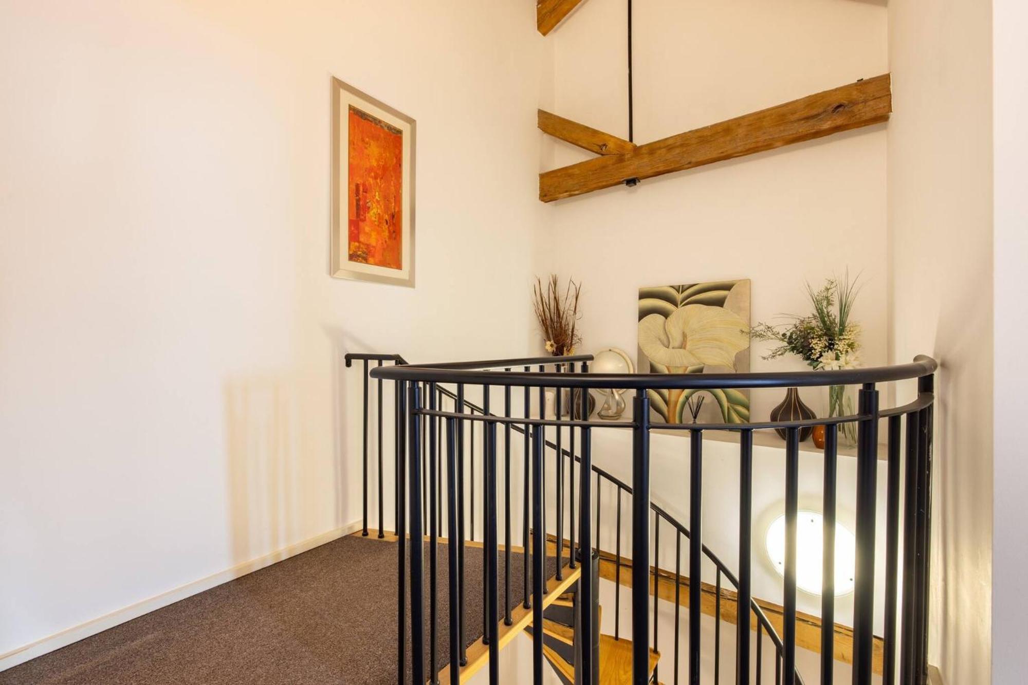 Wild Roses Serviced - Excel Warehouse 2 Apartamento