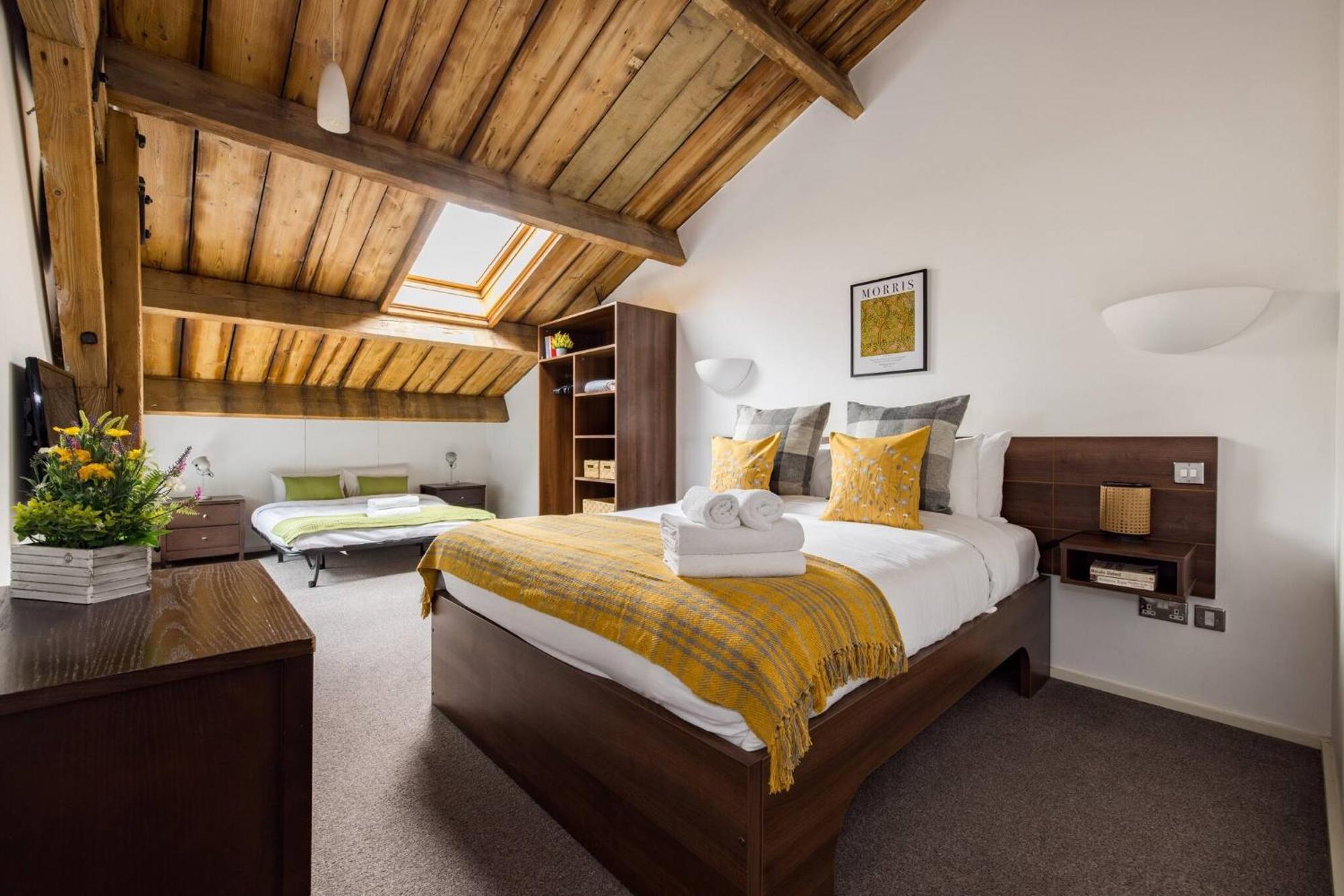 Wild Roses Serviced - Excel Warehouse 2 Apartamento