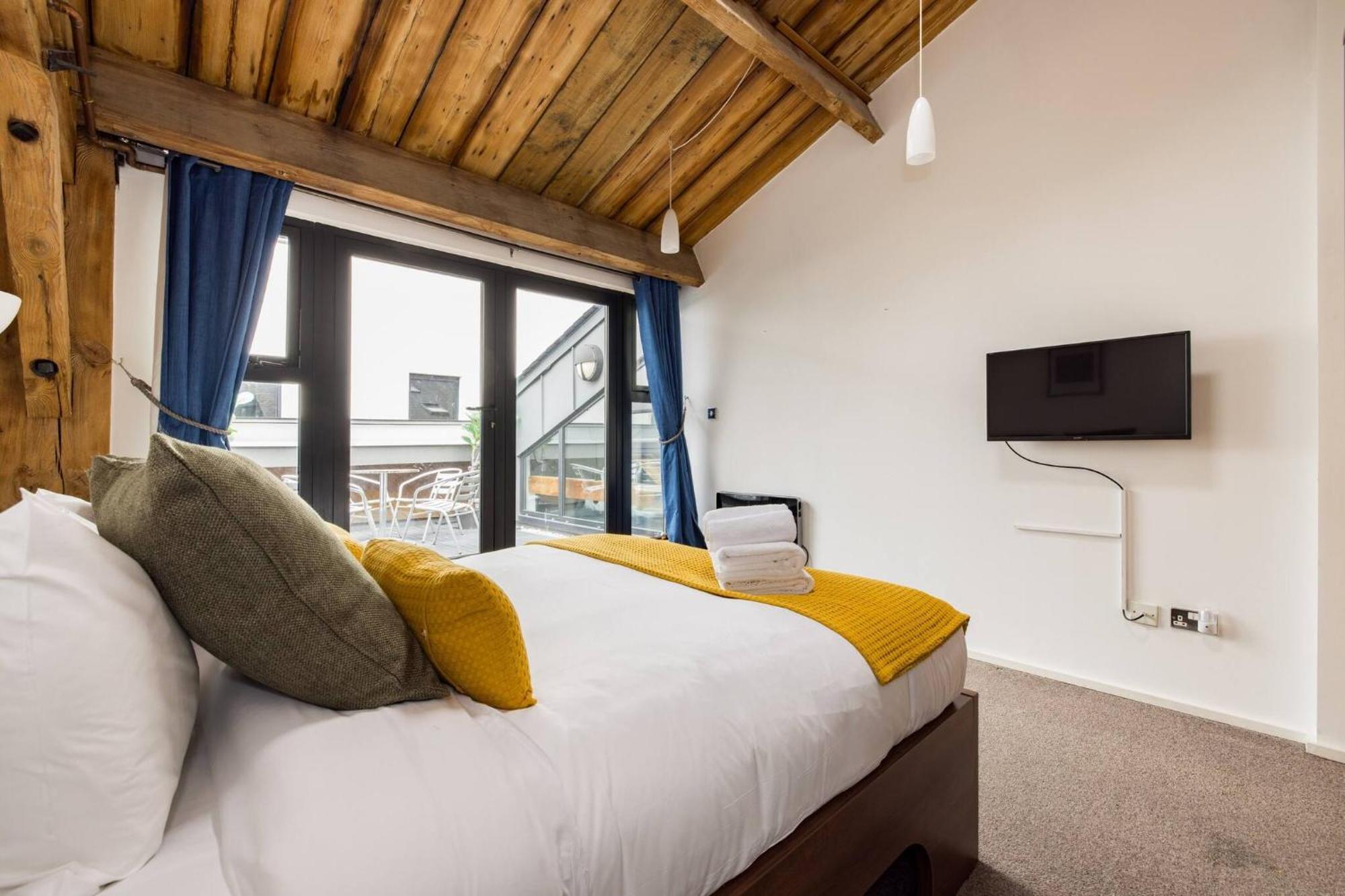 Apartamento Wild Roses Serviced - Excel Warehouse 2
