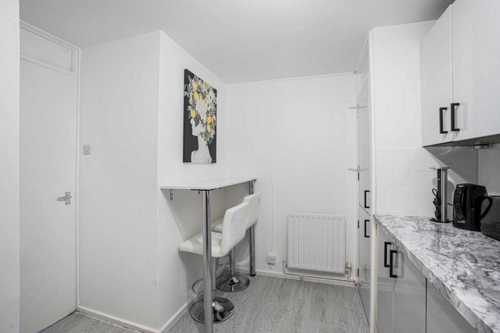Сasa de vacaciones Luxury 3 Bedroom House In Woodgreen Londres