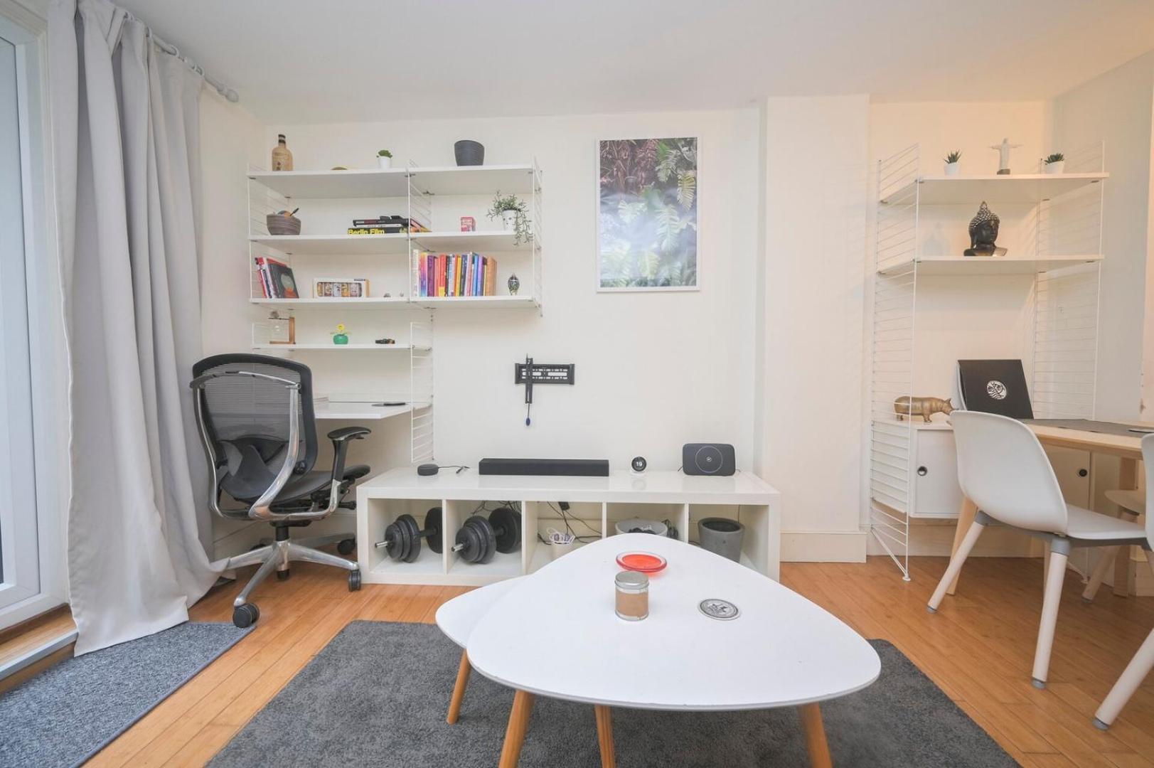 Modern 1bd Basement Flat Near Victoria Park Londres