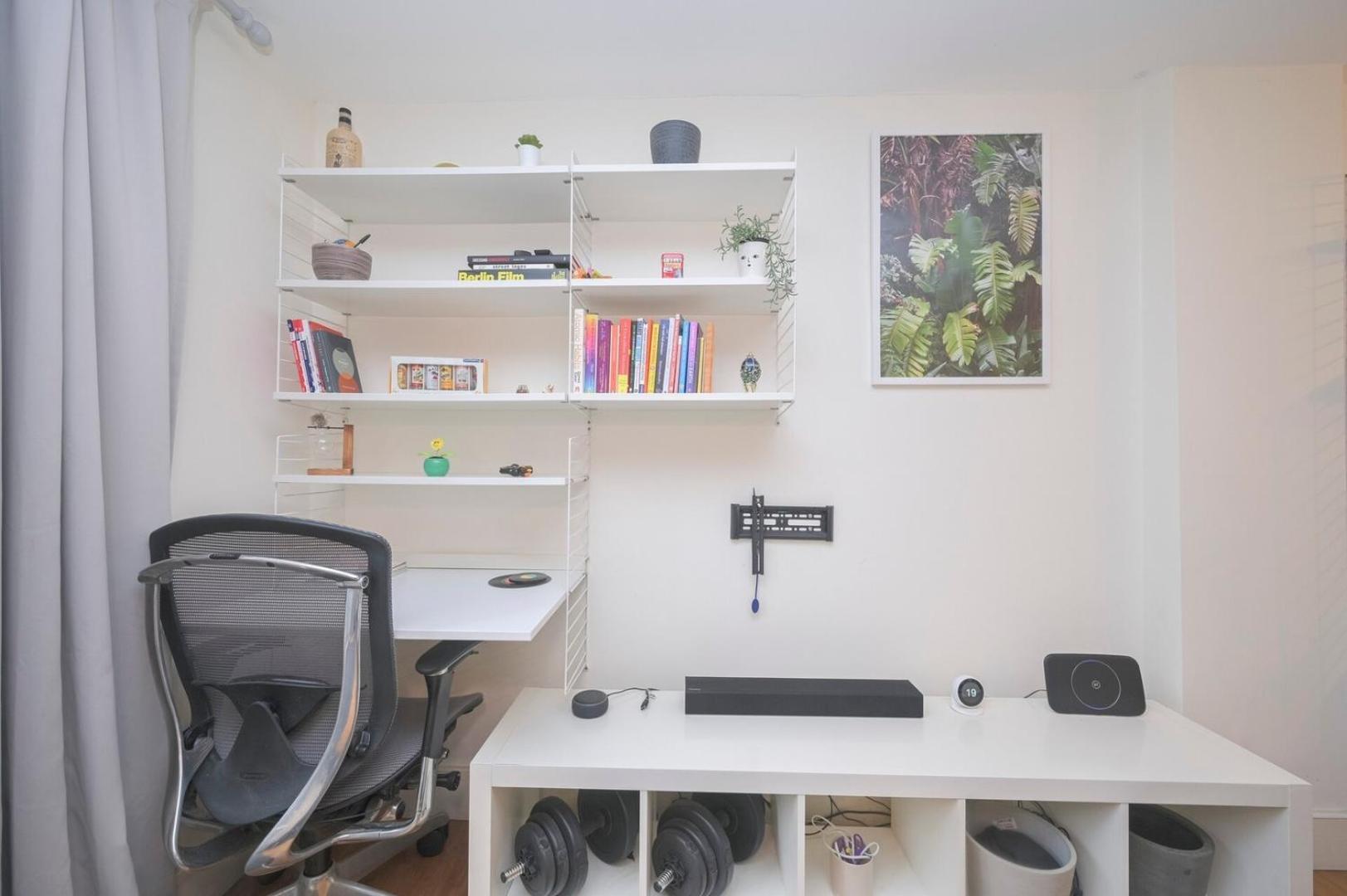 Modern 1bd Basement Flat Near Victoria Park Londres