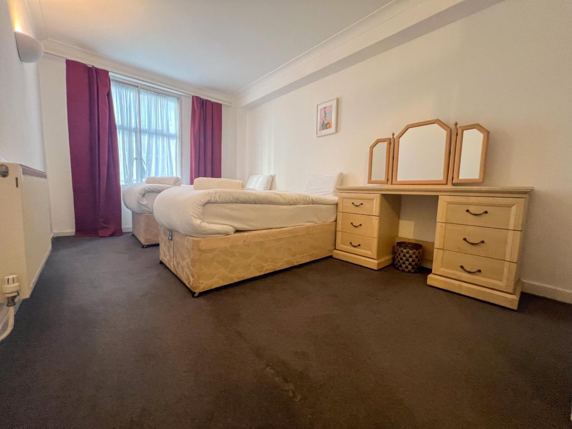 Hertford Court * Londres