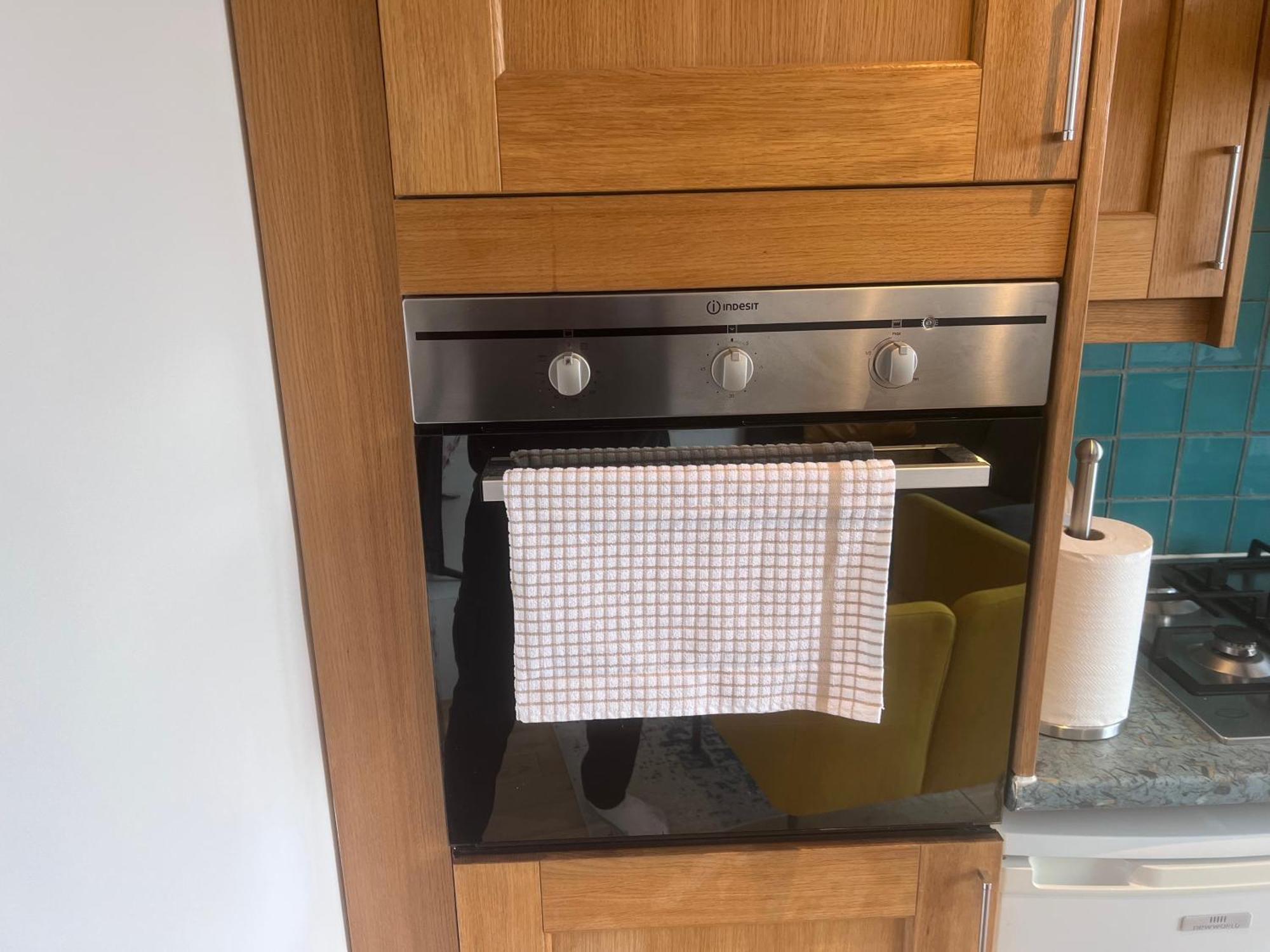 1 Bedroom Near Clapham North And Clapham High Street Station * London