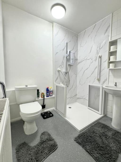 Apartamento New Ldn 1-bdr Stay! W Private Garden Londres