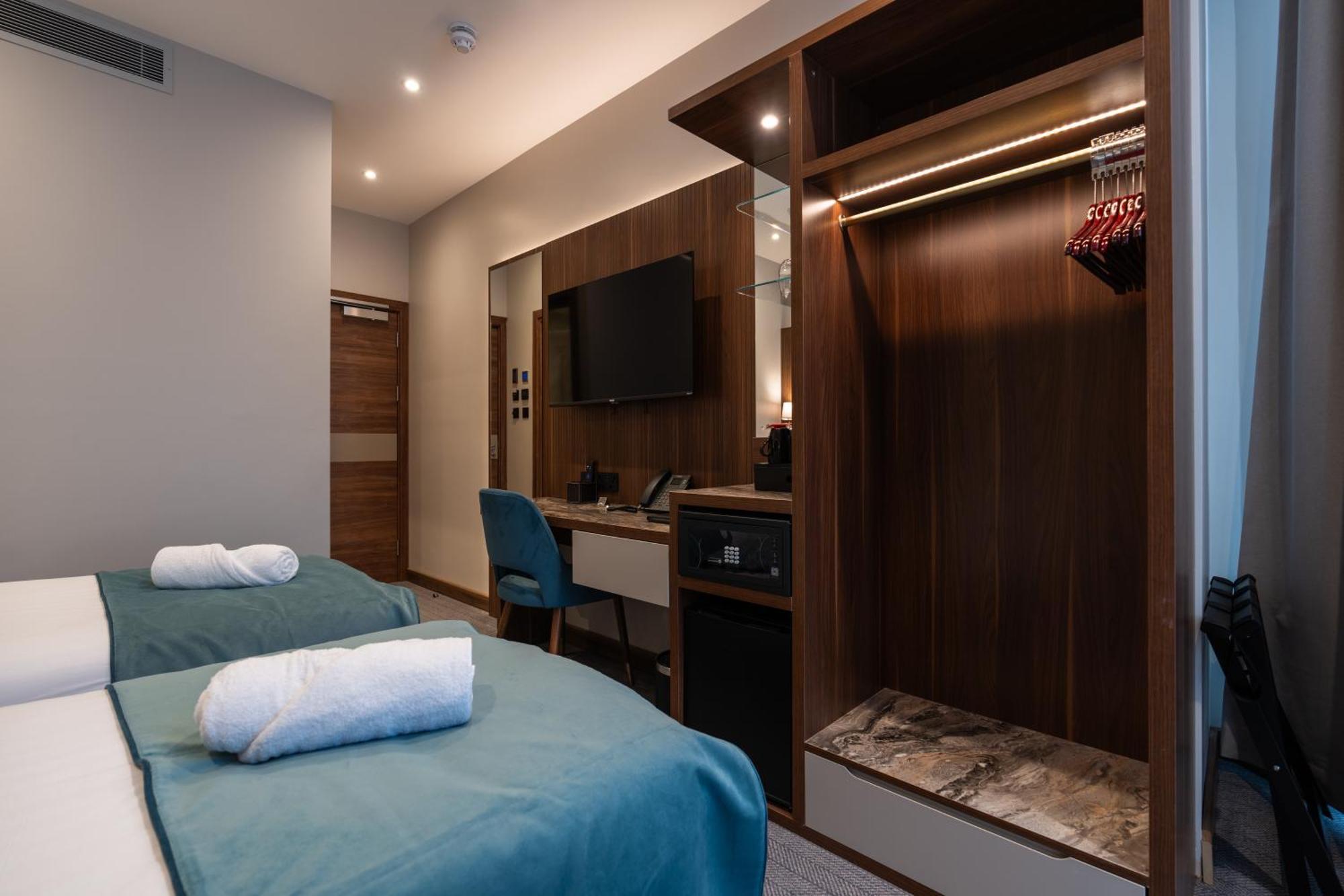 Hotel St Mark's - Merit