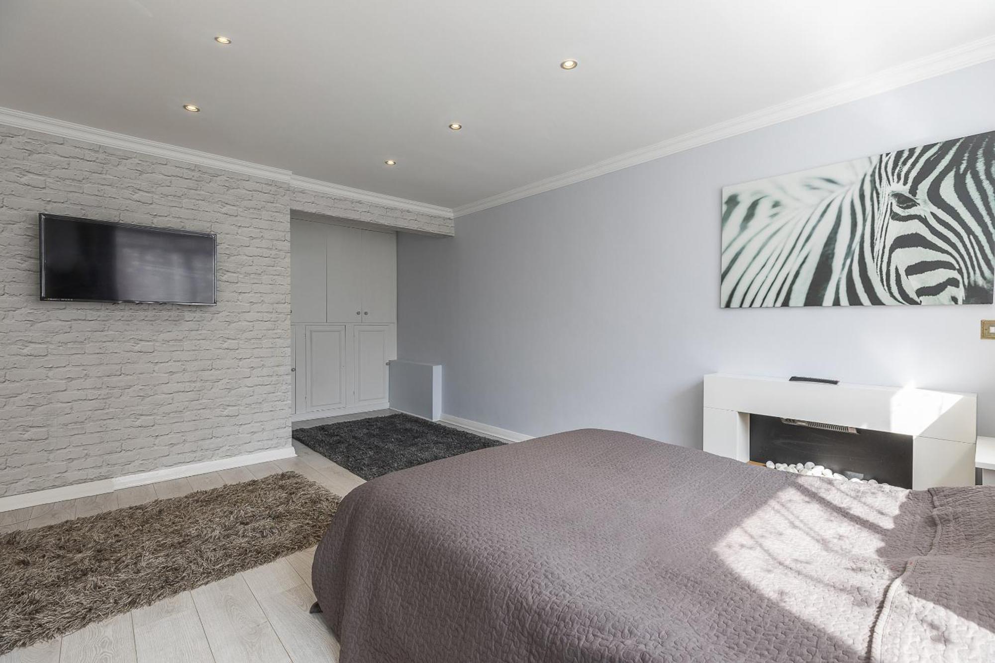 Gorgeous 4 Bedrooms Near Hyde Park And Oxford St Apartment
