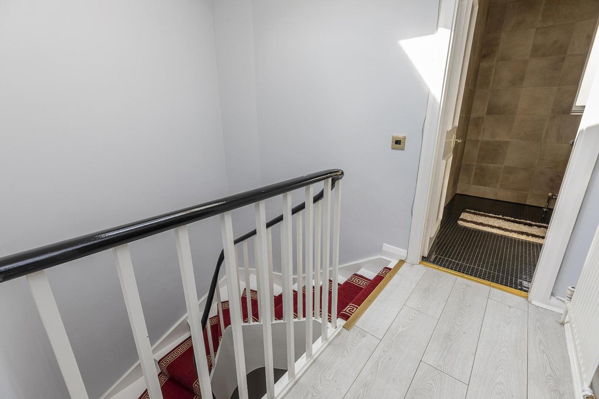 Gorgeous 4 Bedrooms Near Hyde Park And Oxford St Apartment *