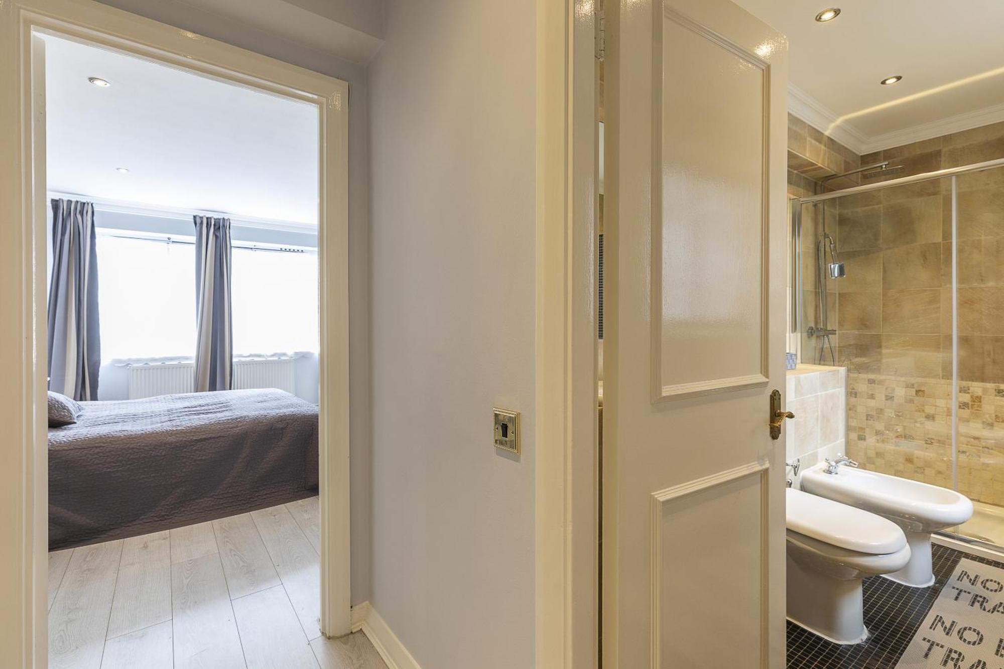 Apartment Gorgeous 4 Bedrooms Near Hyde Park And Oxford St London