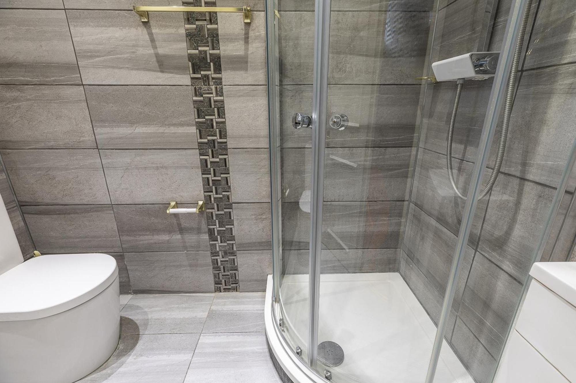 Gorgeous 4 Bedrooms Near Hyde Park And Oxford St Apartment *