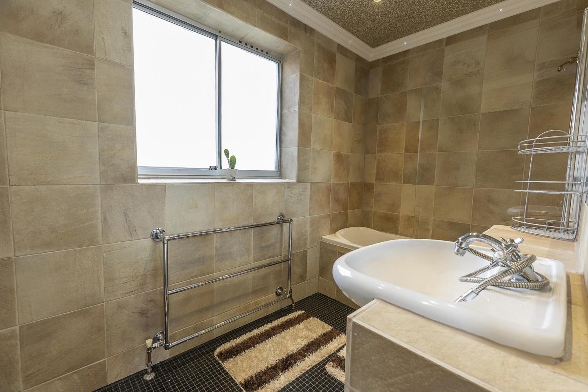 Gorgeous 4 Bedrooms Near Hyde Park And Oxford St London