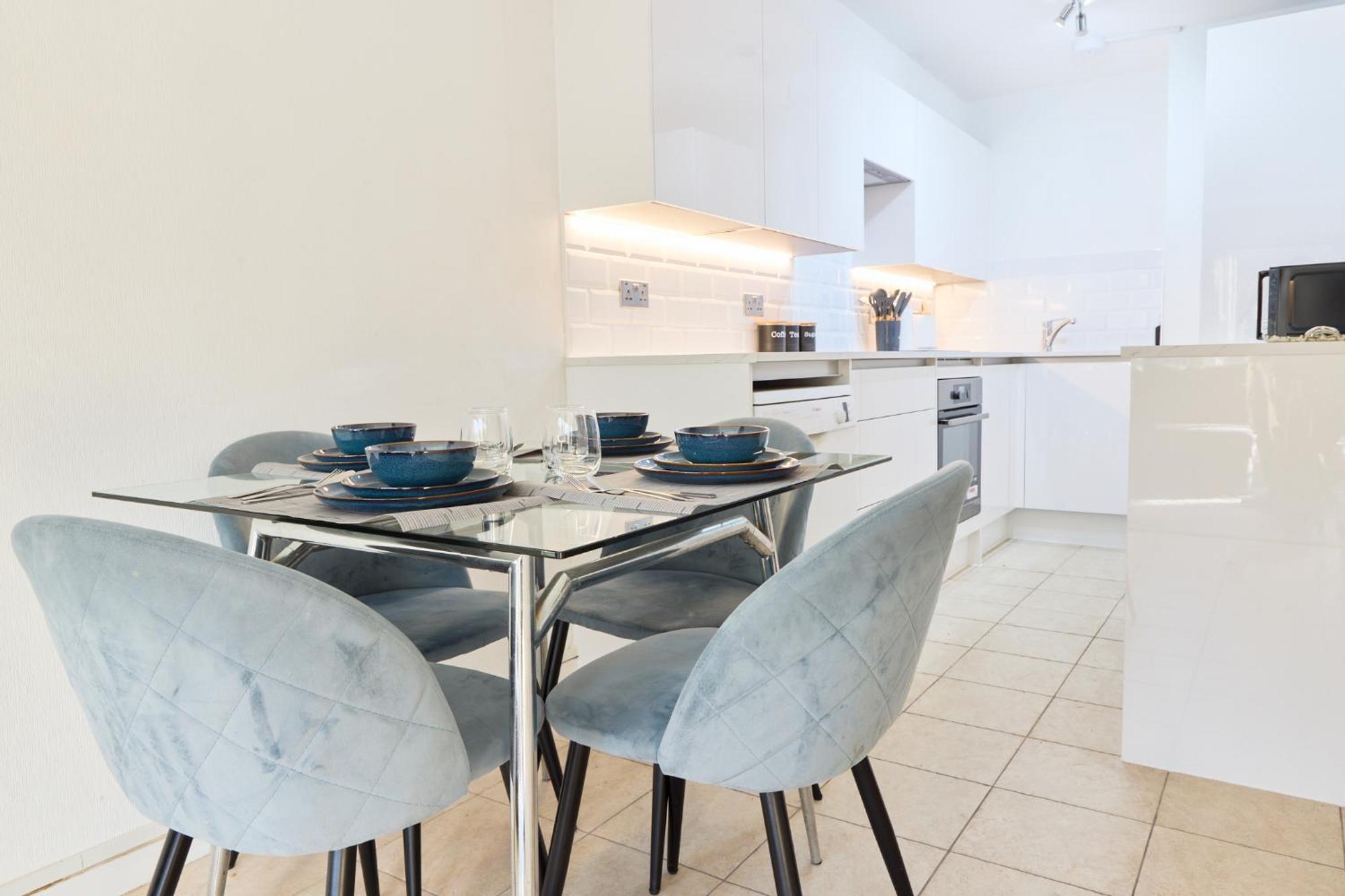 Hyde Park Terraced - Free Parking London