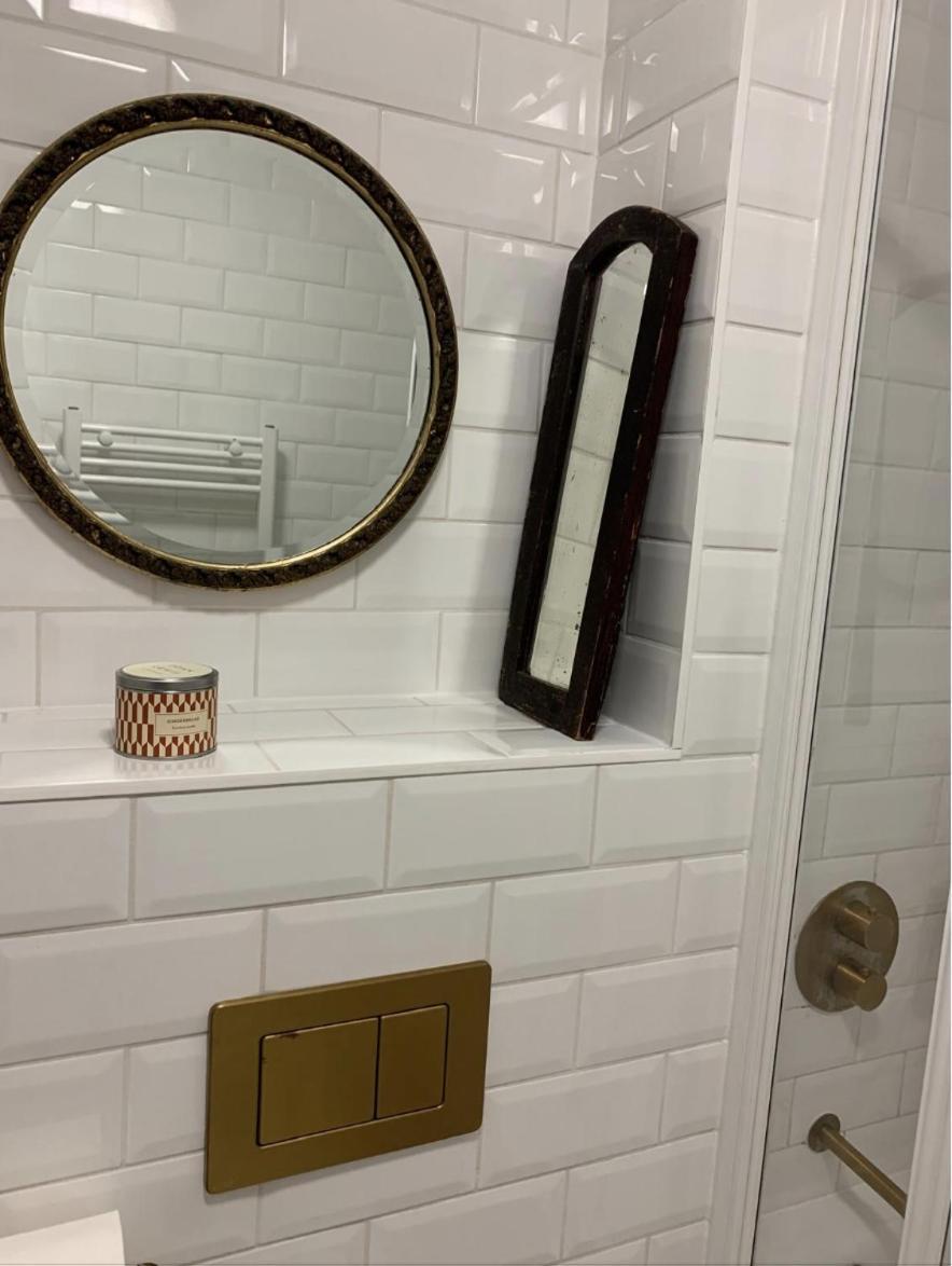 East Two Bedroom With Private Patio - Entire Appartement Londen