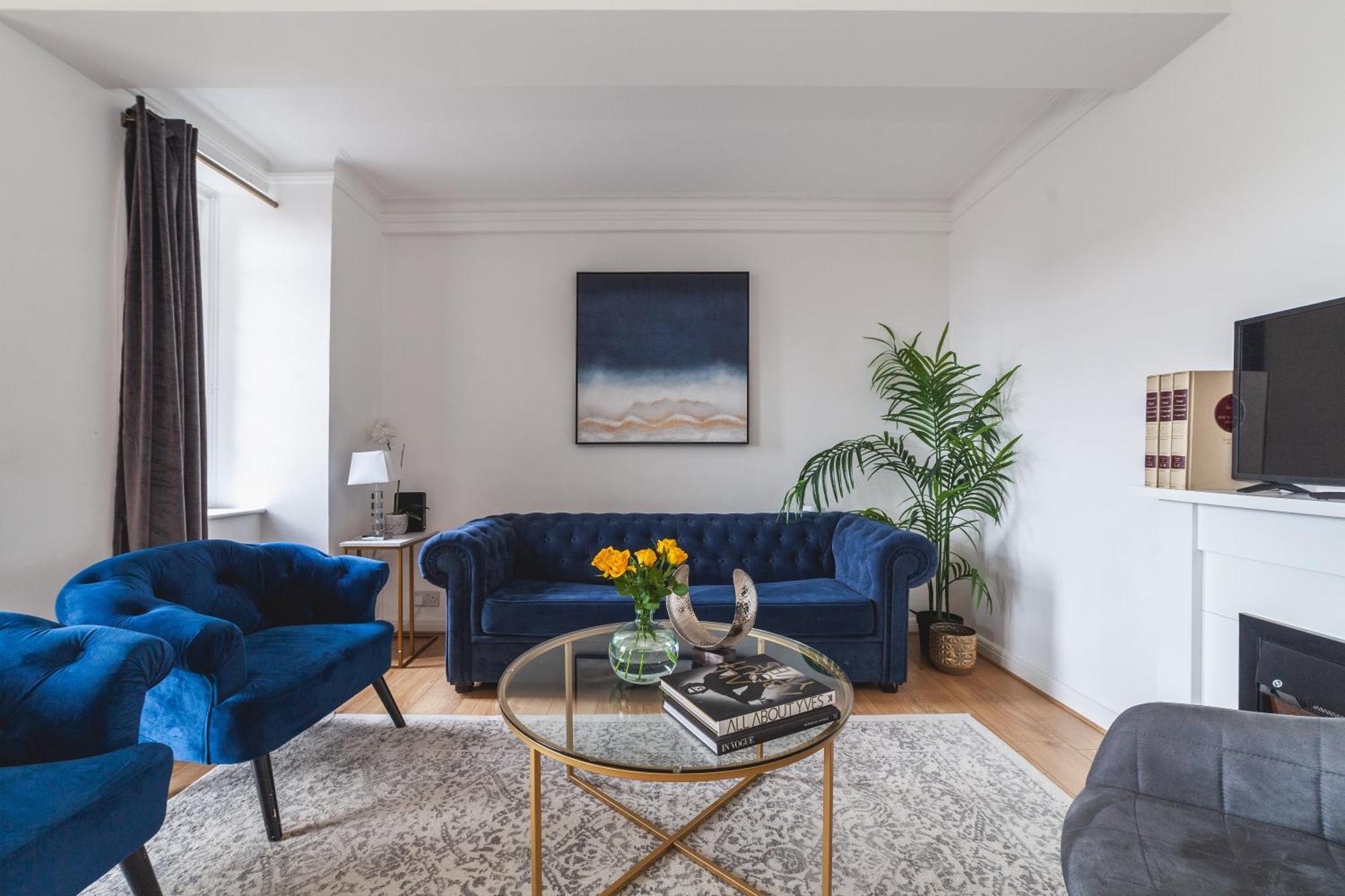 Arte - 3-bed Flat With 3 Bathrooms - Heart Of Finchley Road - 2 Min Walk To Underground Station Appartement