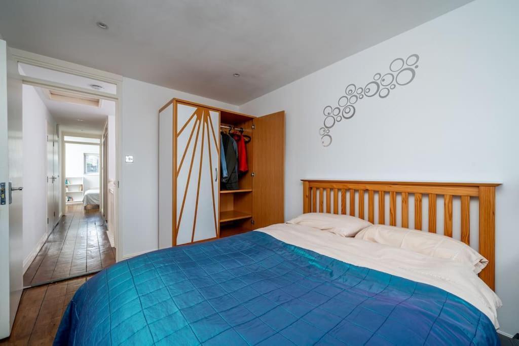 Bright Spacious 2 Bedroom Flat In Zone One Apartamento *