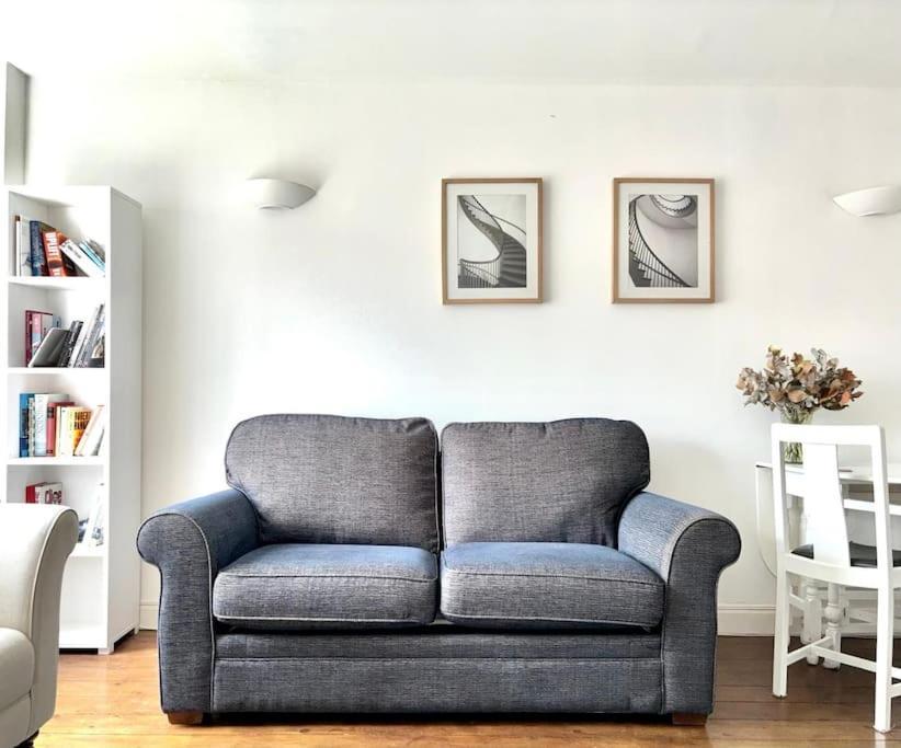 Bright Spacious 2 Bedroom Flat In Zone One Londres