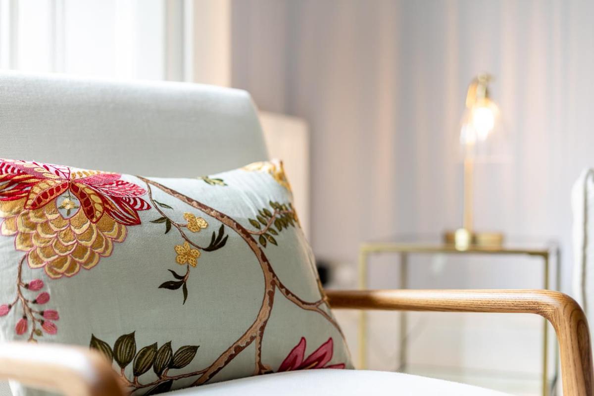 Two Bed Notting Hill Gem Apartment