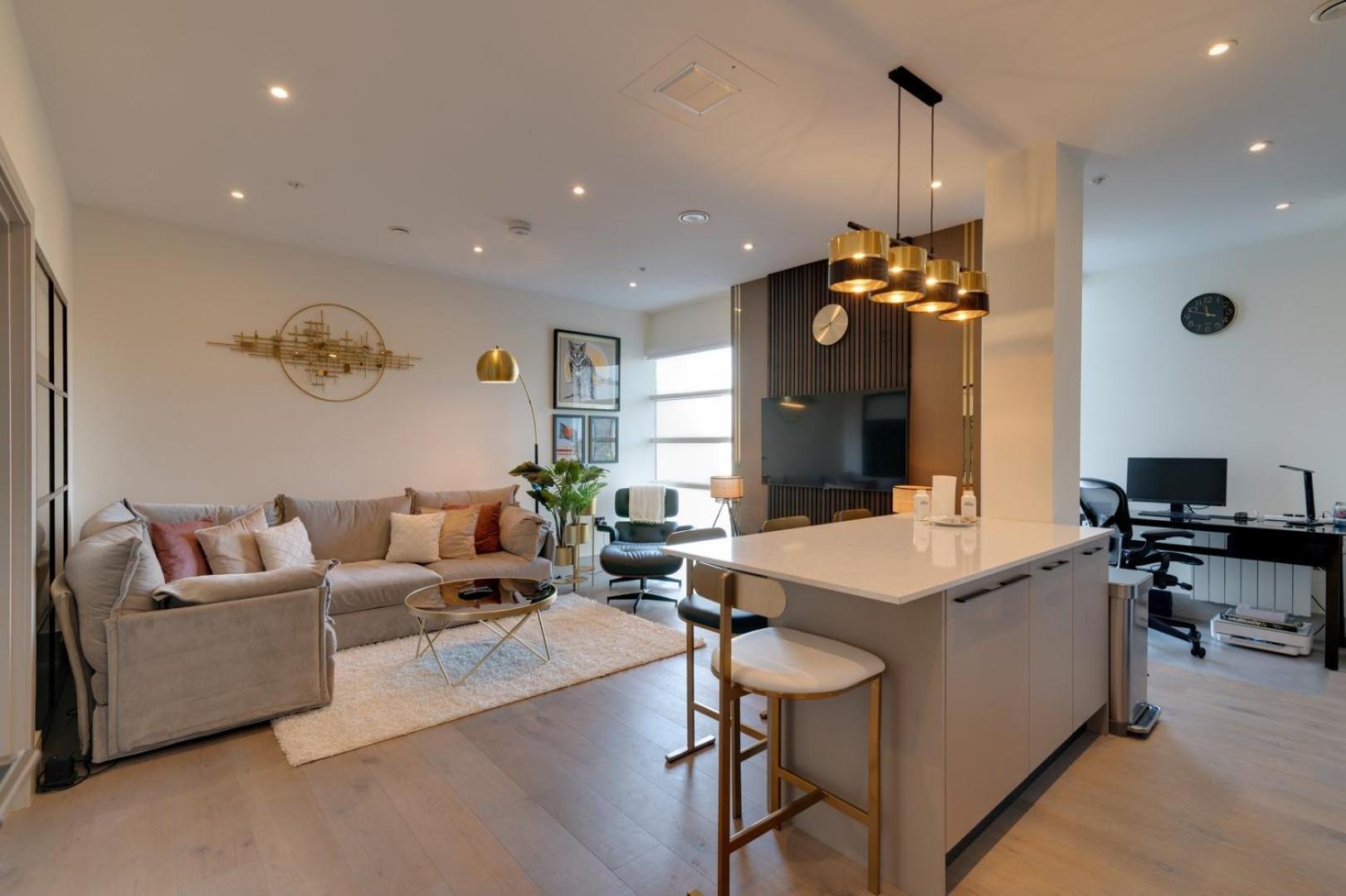 Apartment Luxury Designer *