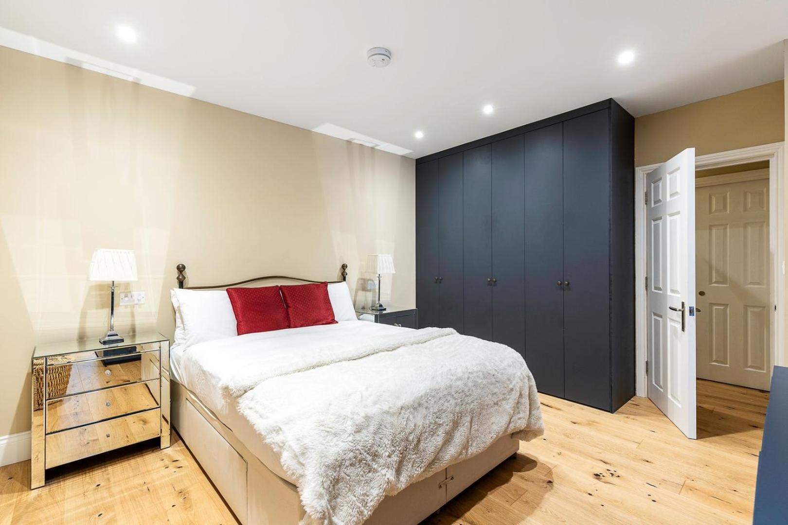 Apartamento Colourful Near Clapham Common!