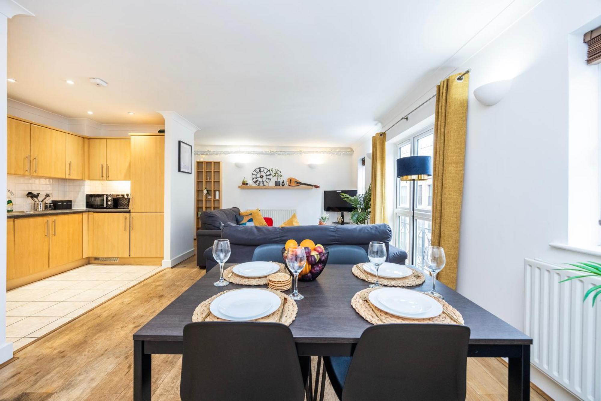 Apartamento Cozy Haven - Bright 2br Apartment, Next To Major Station