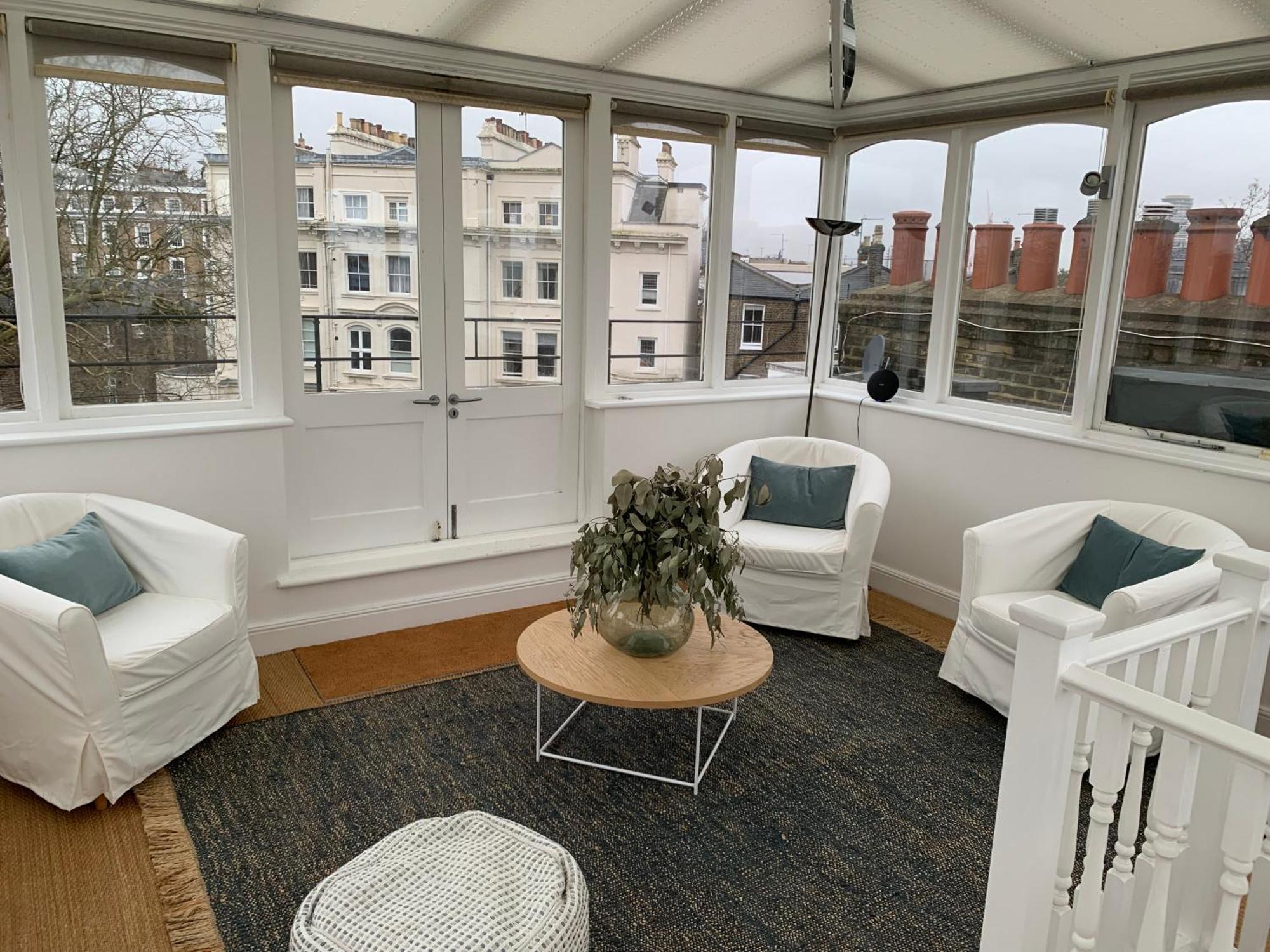 Prime Notting Hill, Luxurious 2 Beds, Roof Terrace Appartement Londres