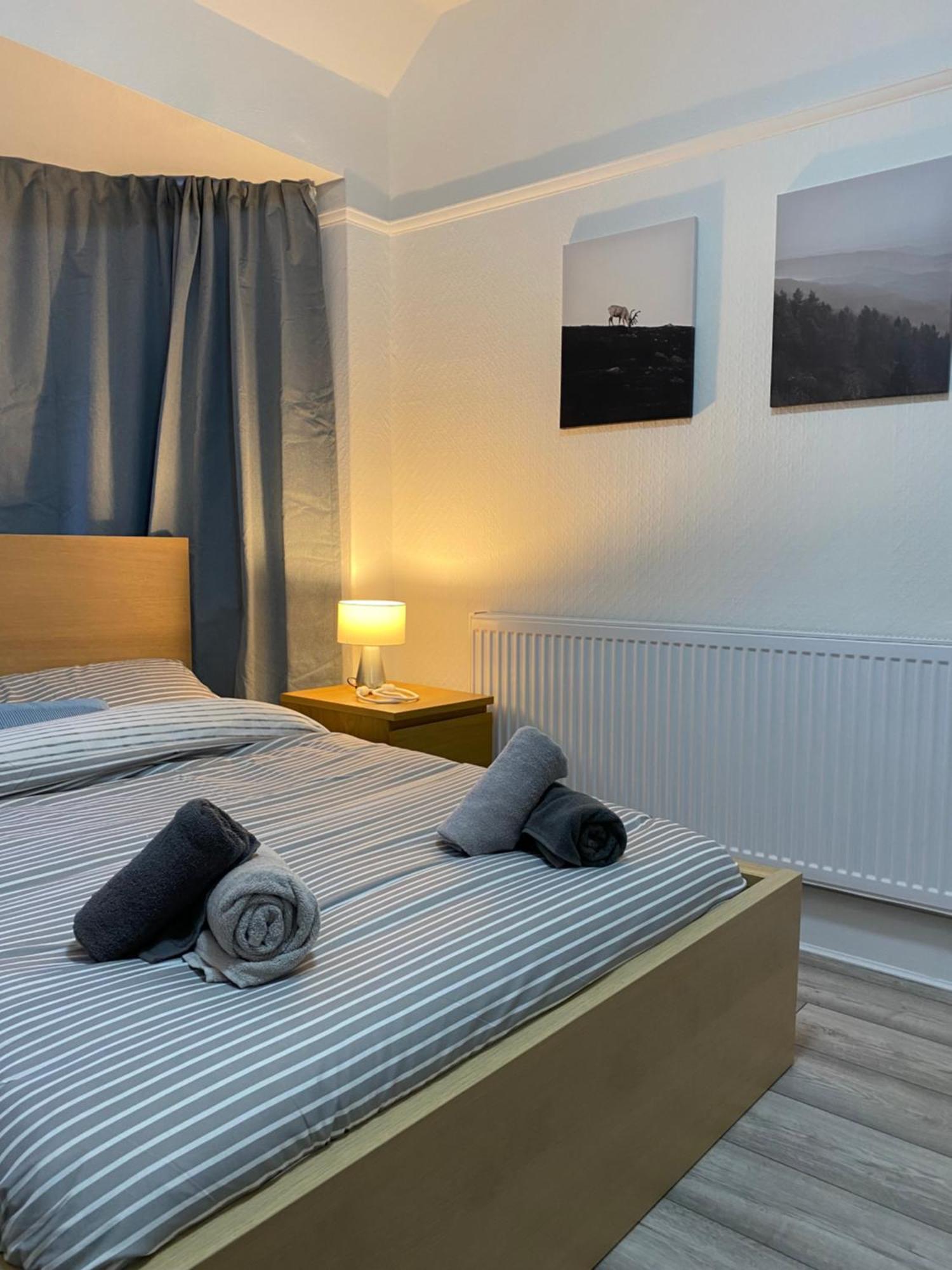 Eejs Stylish 3 Bedroom House - Greenwich