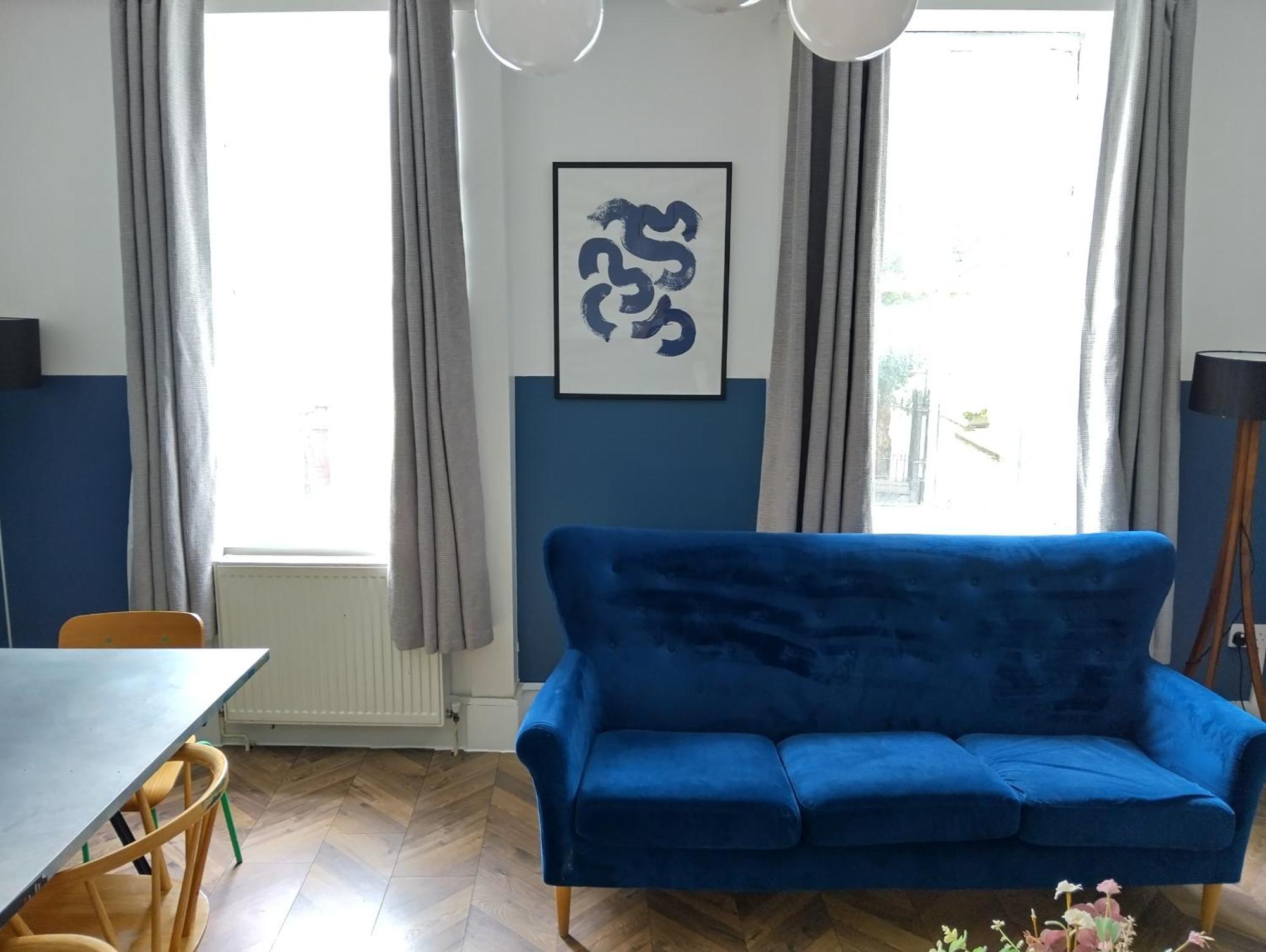 Spacious 5-bedroom, 4-bathroom In Central Zone 1 Appartement