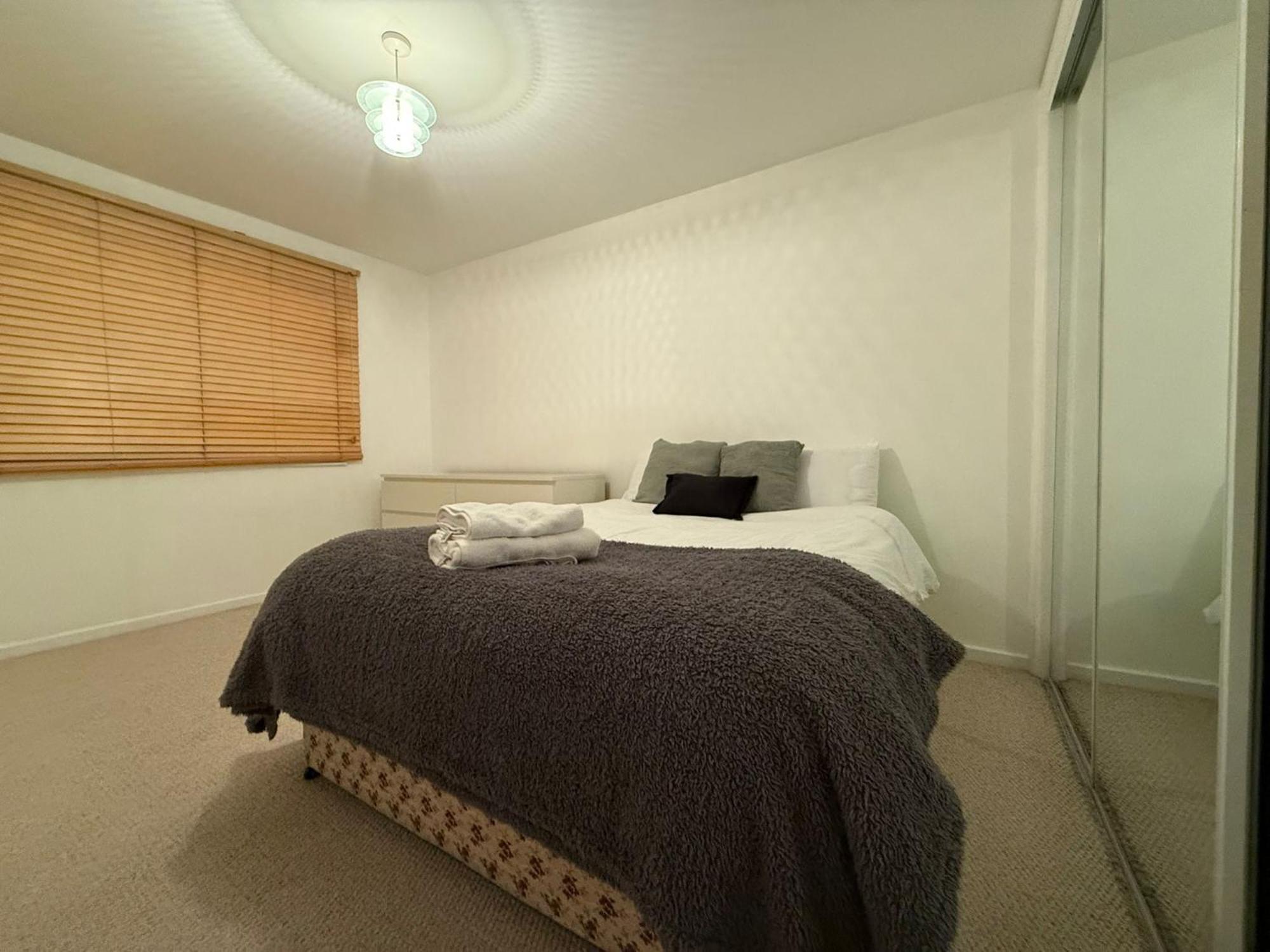 Appartement 3bed Only 3 Stops To Centre
