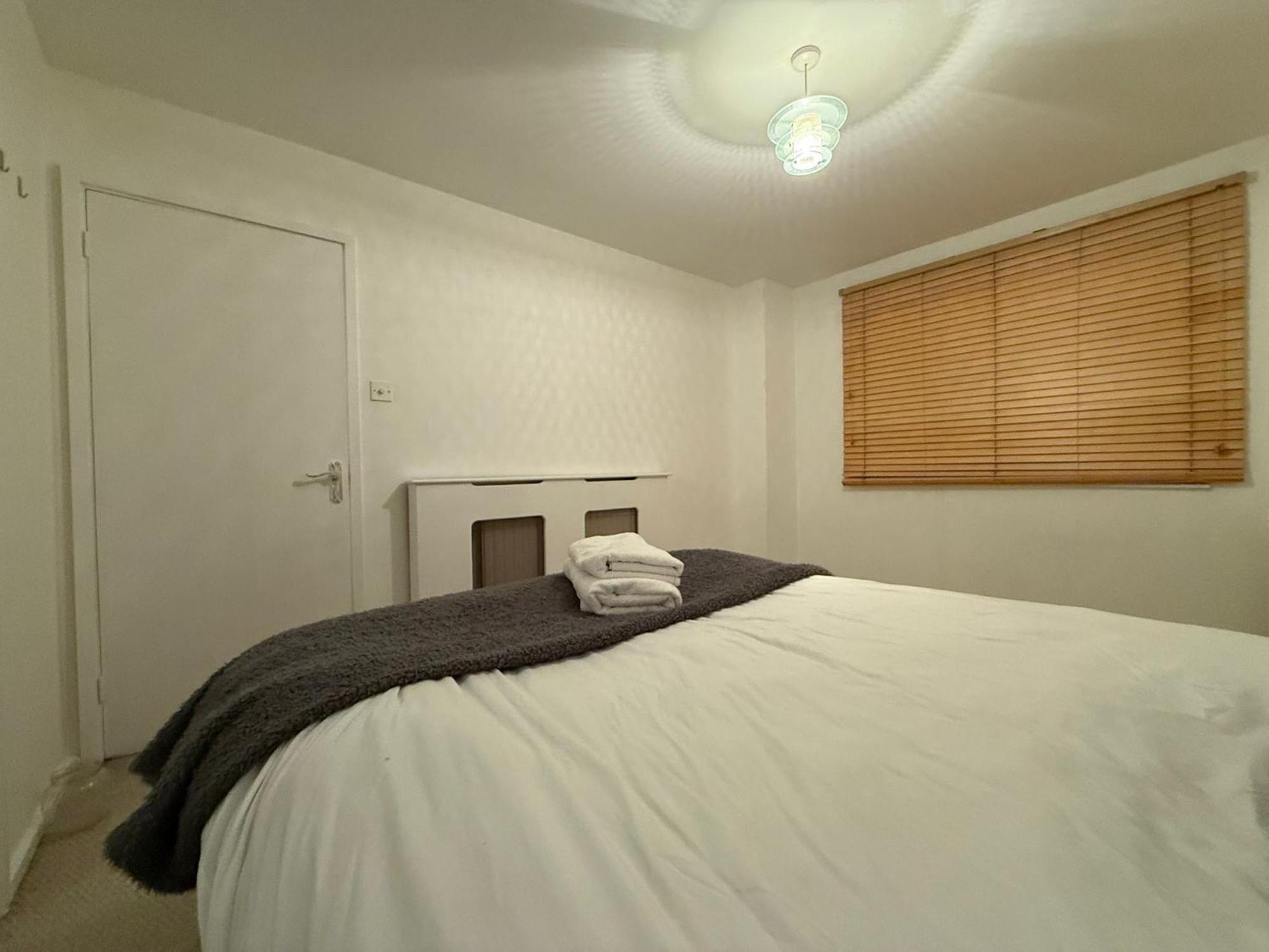 Appartement 3bed Only 3 Stops To Centre *