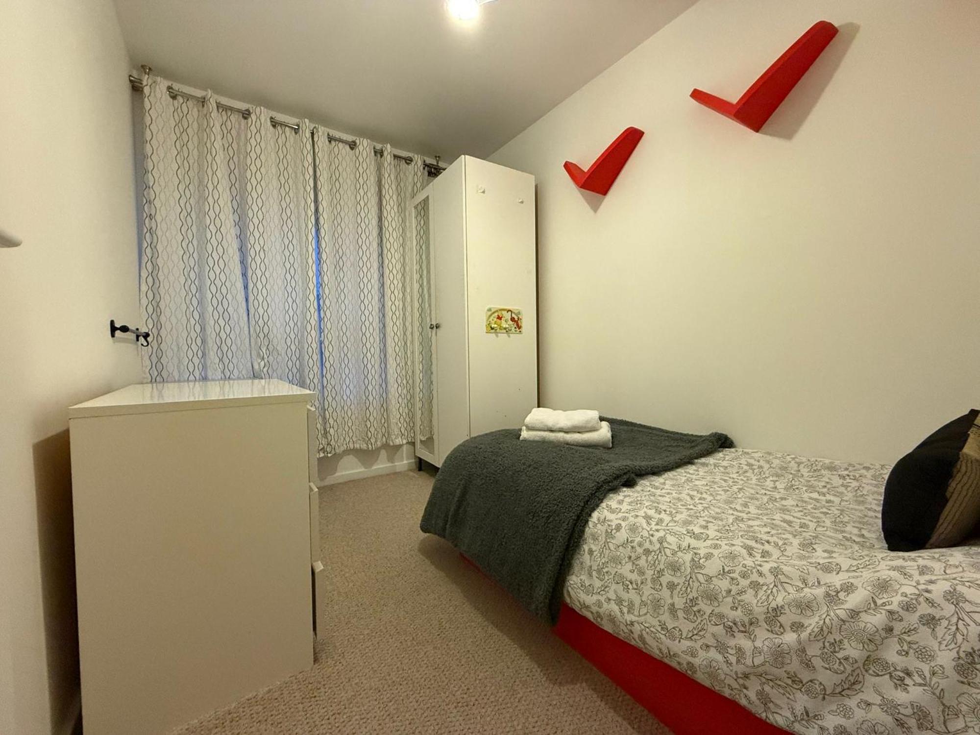 Appartement 3bed Only 3 Stops To Centre
