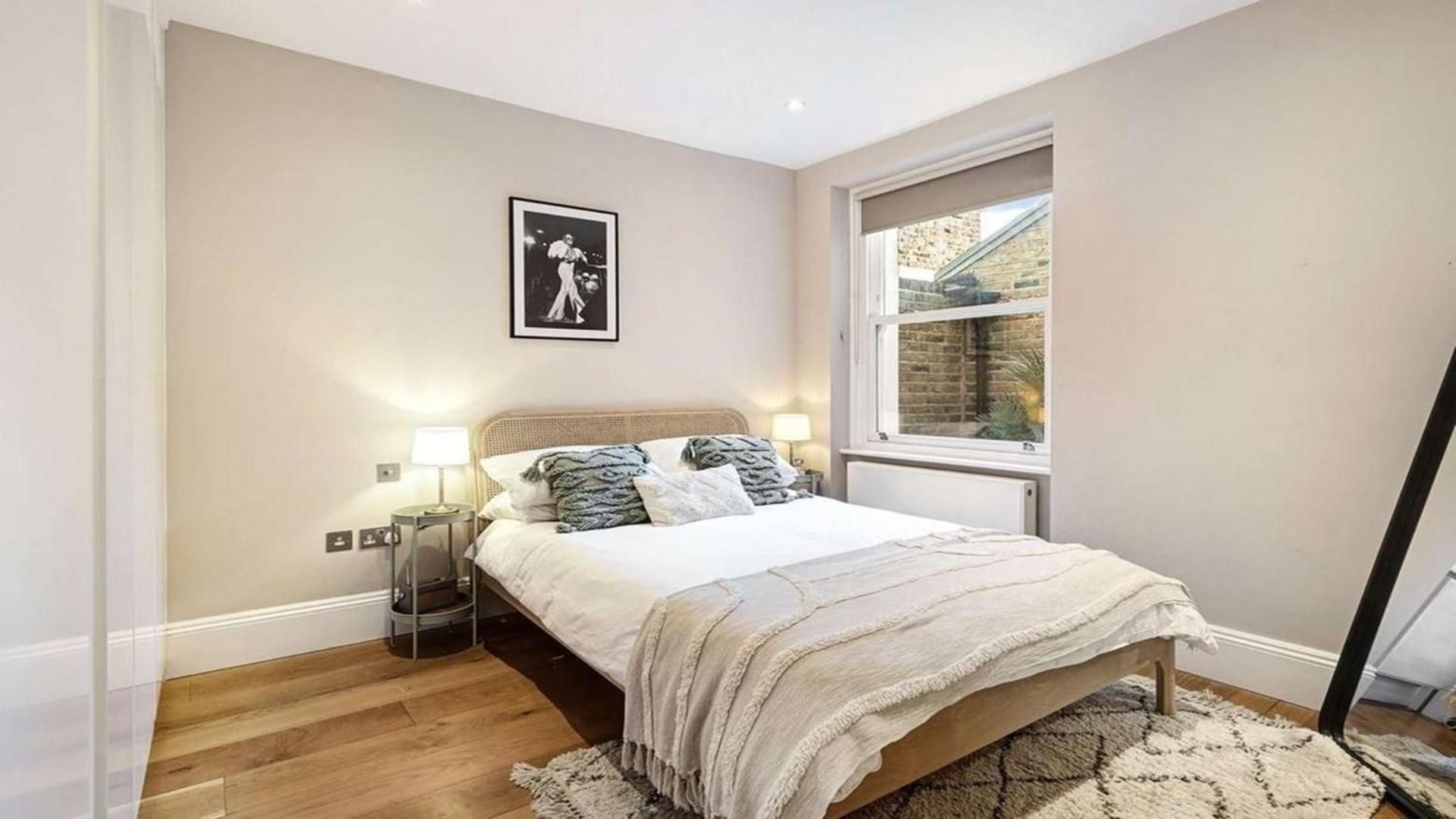Appartement Spacious And Bright 4 Bedroom Flat *