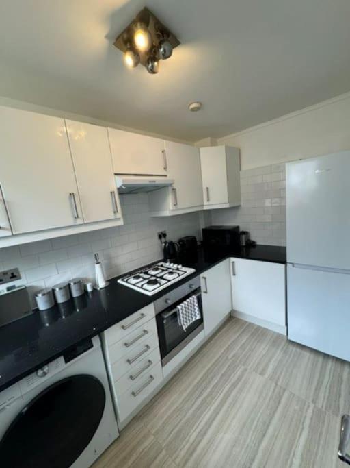 Stylish 2-bedroom Duplex Sleeps 6 Appartement Londres