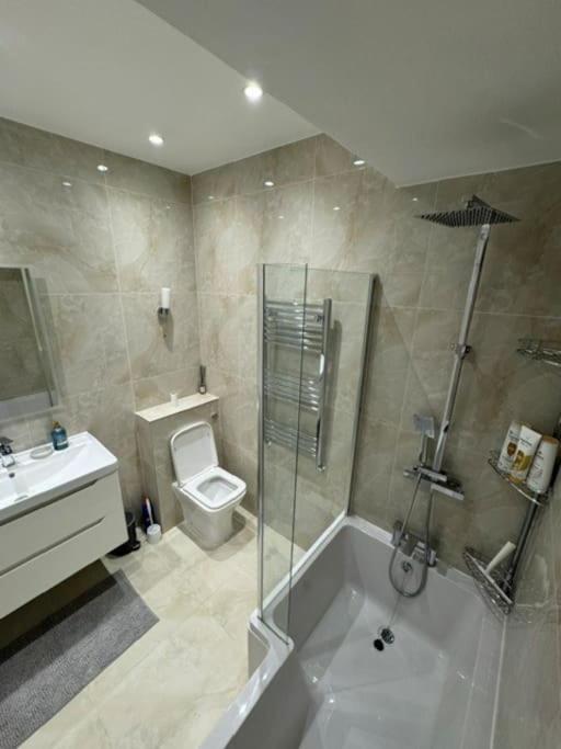 Stylish 2-bedroom Duplex Sleeps 6 * Londres