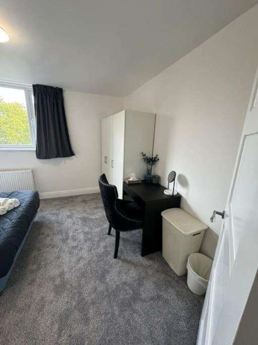 Stylish 2-bedroom Duplex Sleeps 6 Appartement