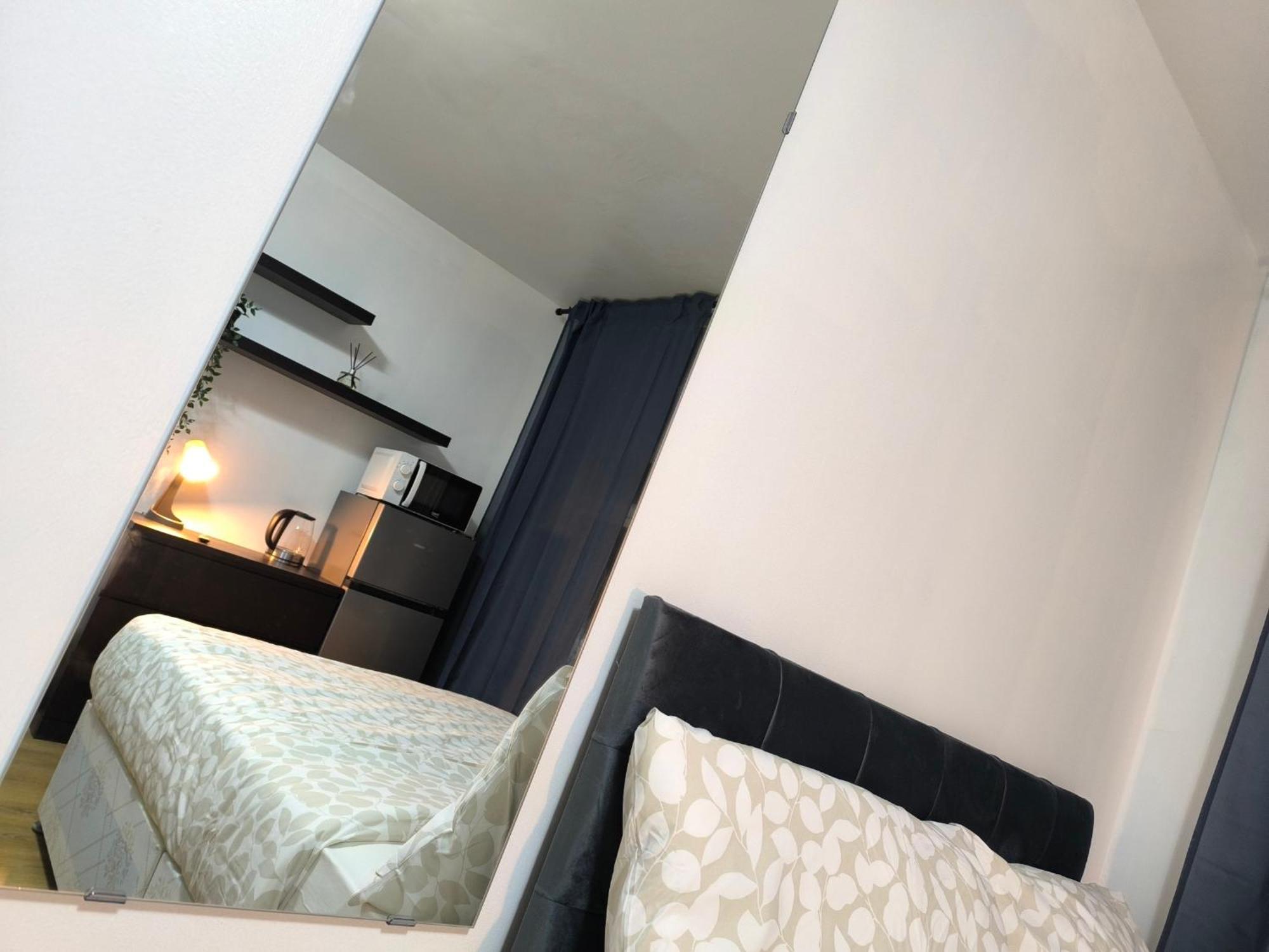 Maison d'hôtes 4 Person 3min From South Wimbeldon Tube Station Room2