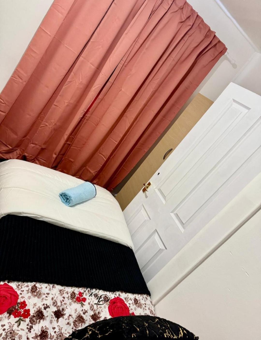 Appartement House Near Greenwich, Free Parking, Free Wifi *