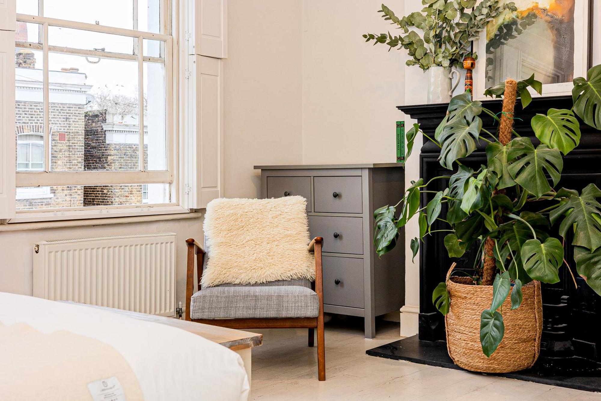 3br Flat W Garden In West Kensington, 4min Tube Station Hébergement de vacances