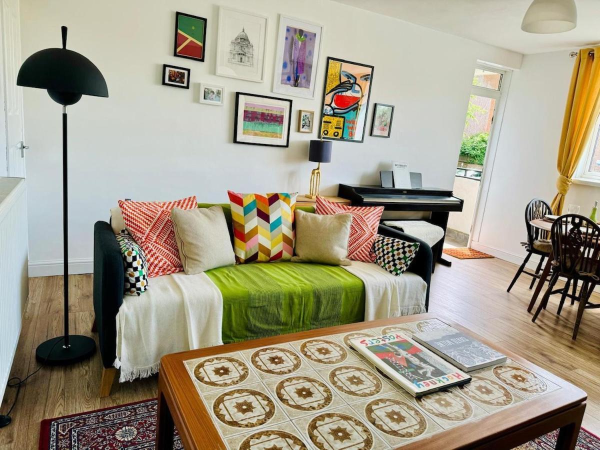 Modern Flat At Selden House Appartement *