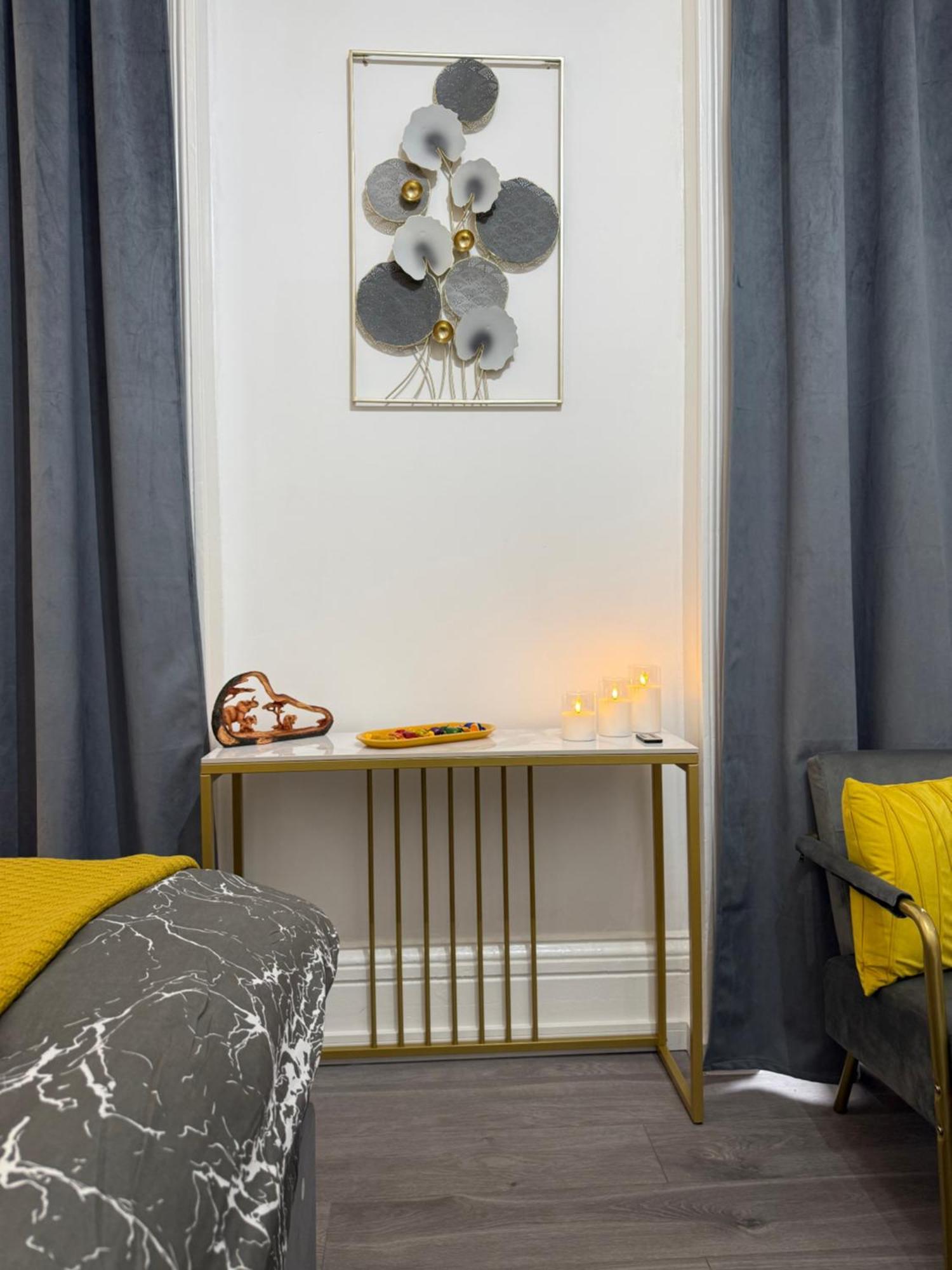 Luxury In Victoria, 7 Minutes Walk To Victoria Station, 6 Londres
