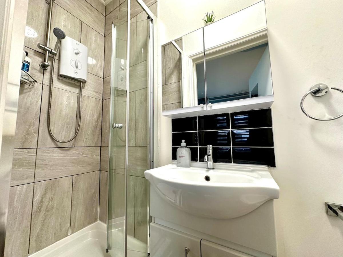 Appartement Spacious 2beds Flat In *