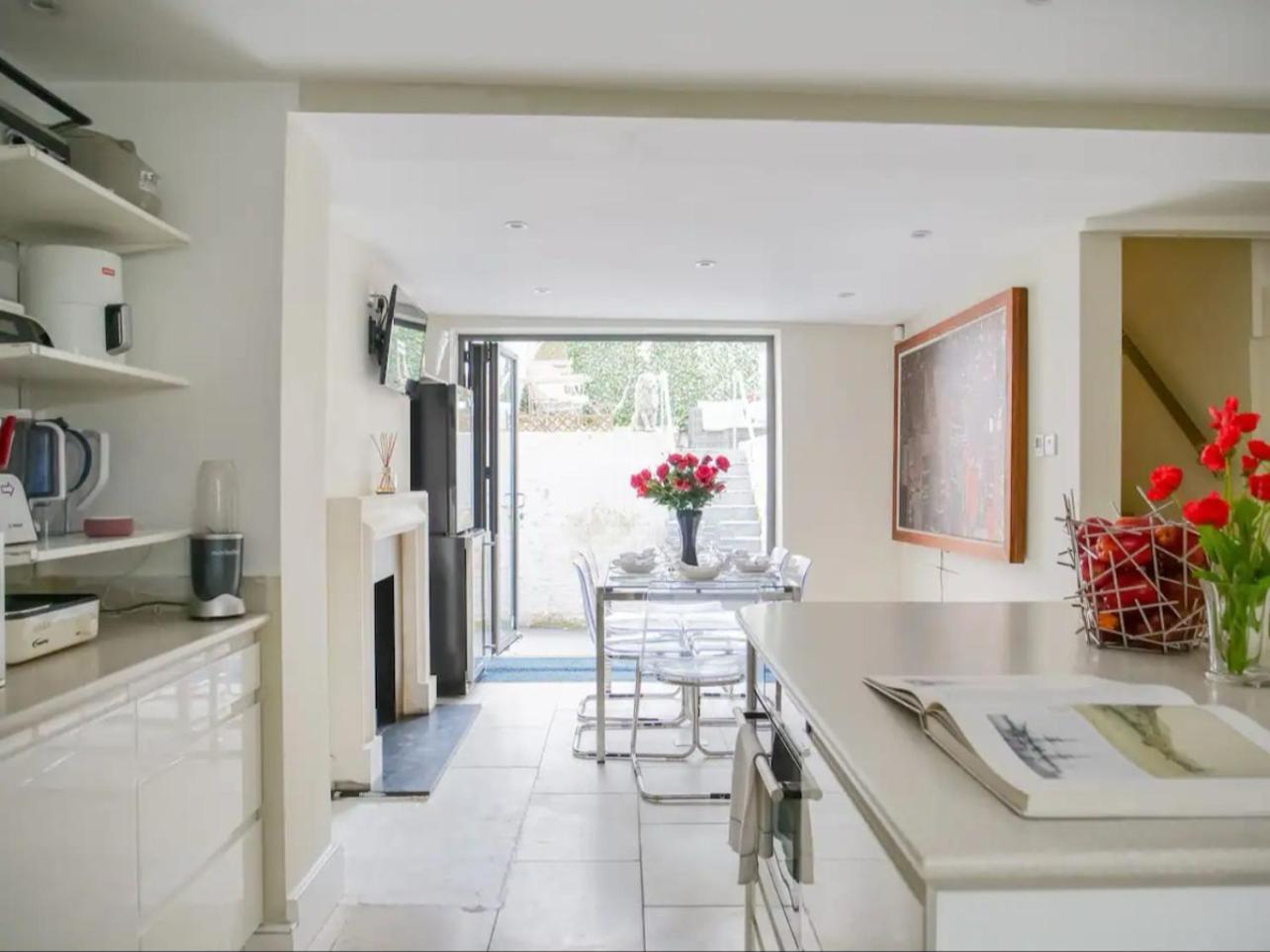 Entire 3 Bed Town House, Chelsea, Appartement *
