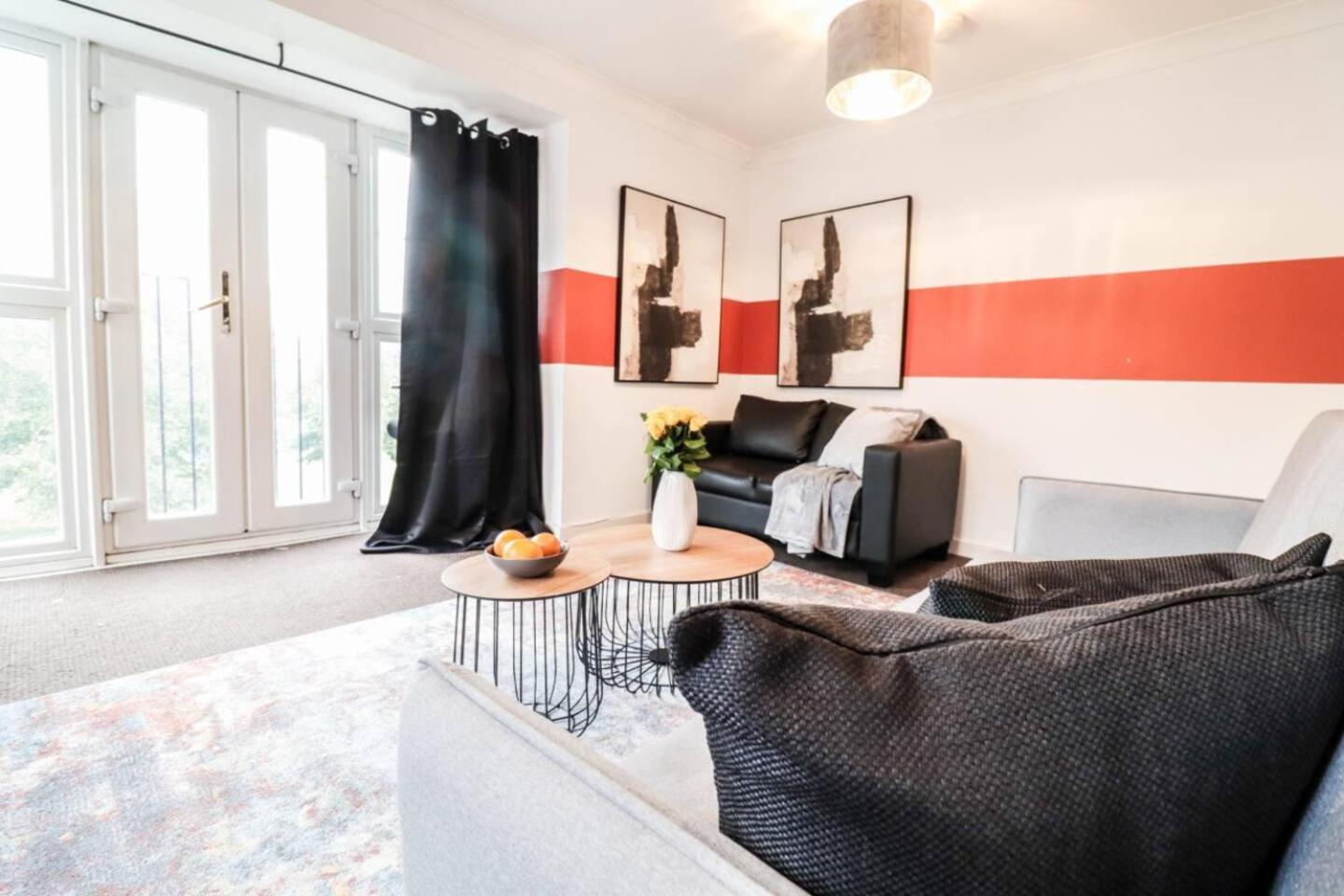 Modern 2br Flat In Bentley House Appartement Londres