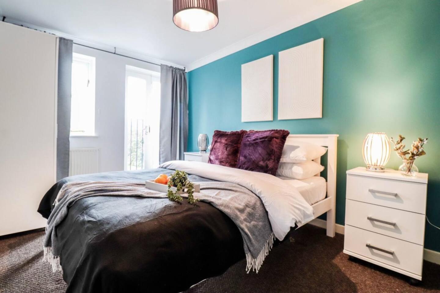 Modern 2br Flat In Bentley House Appartement Londres