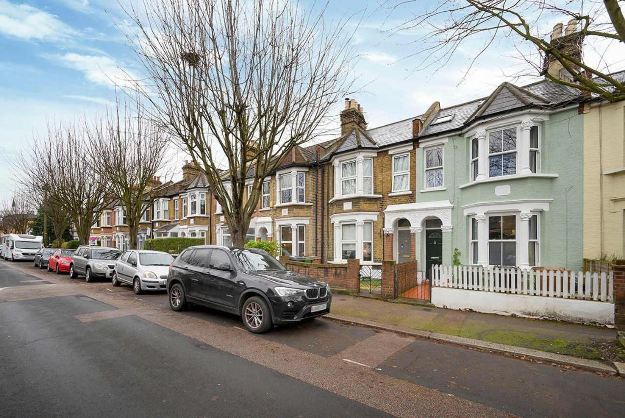 Charming & Modern House In Londres
